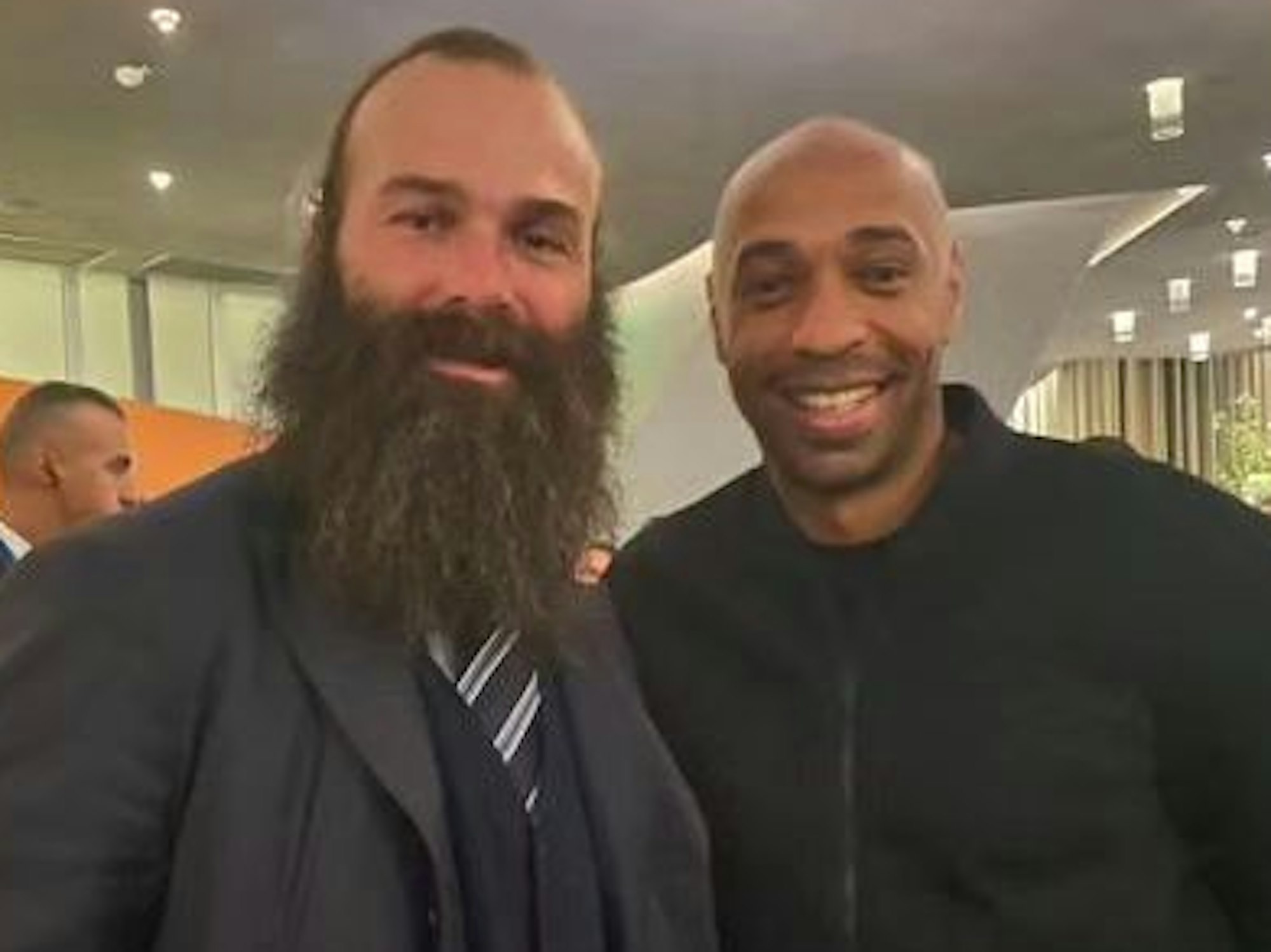 Dieses Bild postete Ex-Bundeslia-Profi Danijel Ljuboja am 24. September 2024 auf seinem Instgram-Account. Zu sehen ist er mit Thierry Henry.