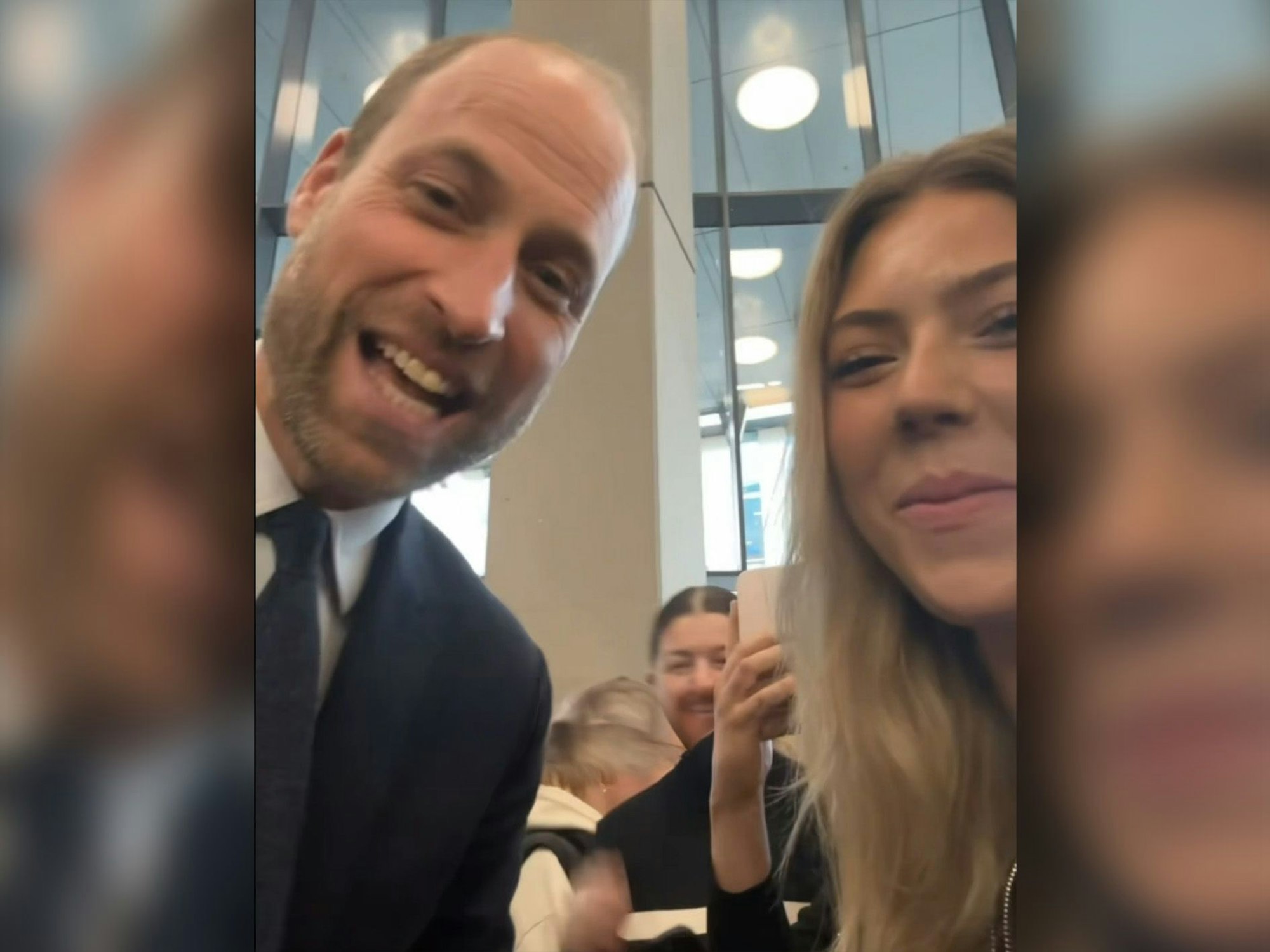 Prinz William wird zur TikTok-Sensation, als eine Studentin ihn filmt, wie er sich in ihrem Namen dafür entschuldigt, dass sie zu spät zu ihrer Vorlesung gekommen ist.