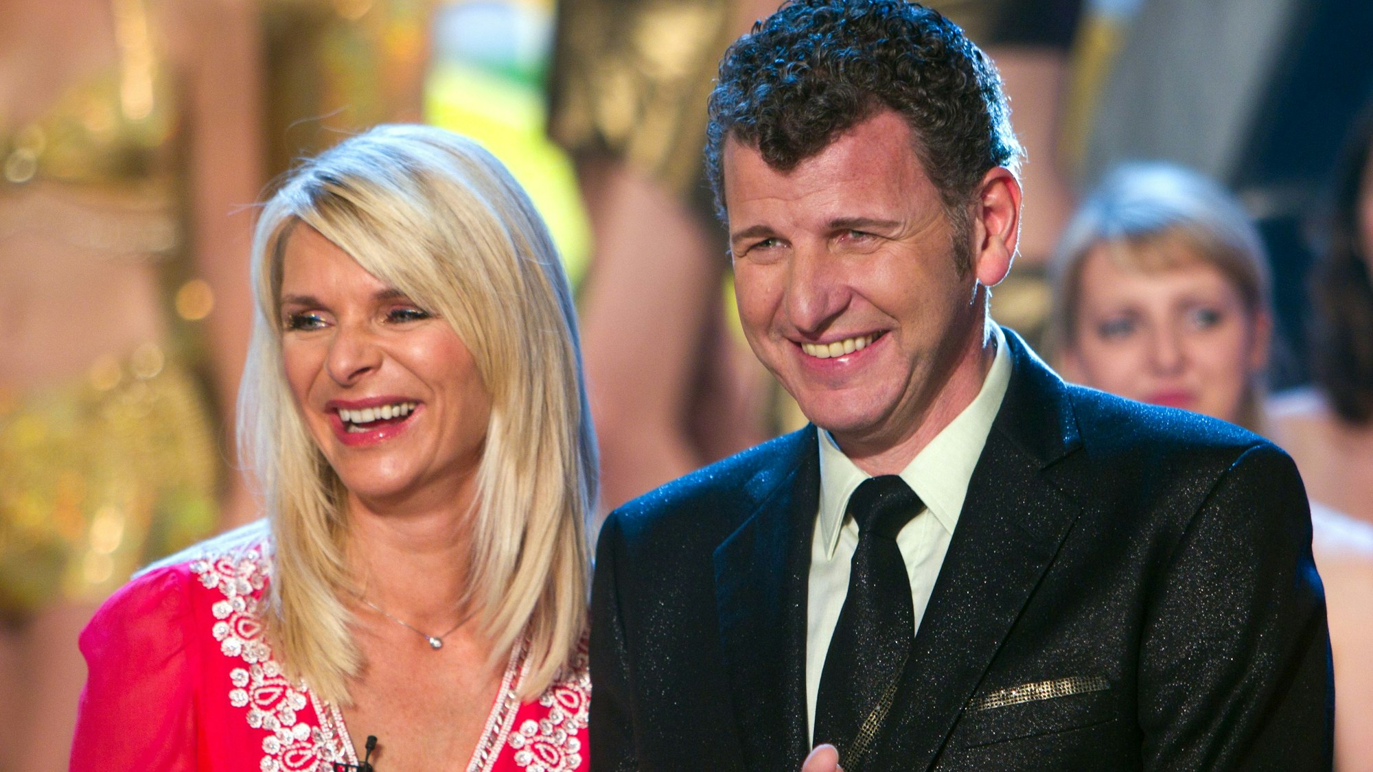 Moderatorin Uta Bresan mit Sänger Semino Rossi in der Schlagersendung „Musik für Sie“. Aufgenommen wurde das Foto 2011.