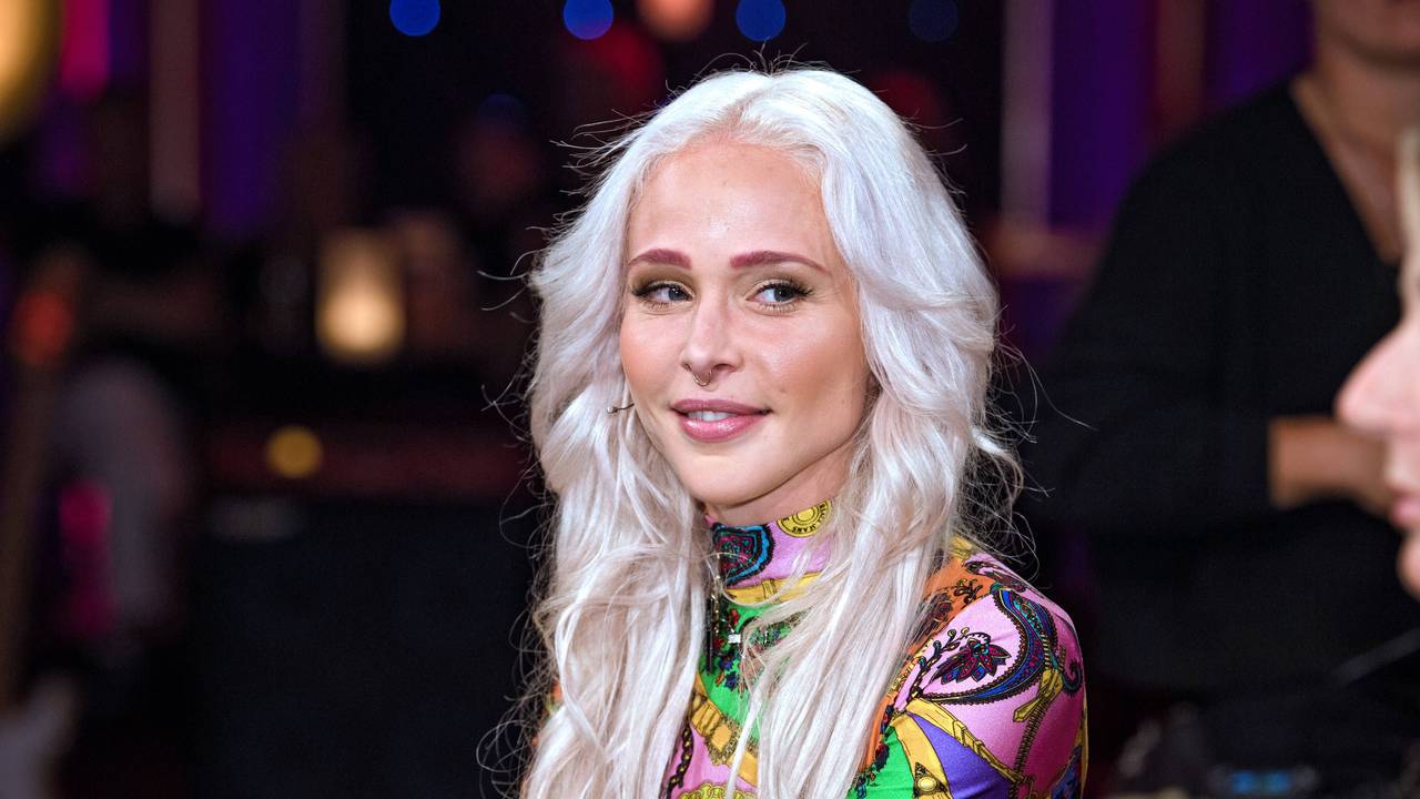 Model Theresia Fischer anläßlich der Aufzeichnung der MDR - Talkshow Riverboat am 08.09.2023 in der Mediacity Leipzig.
