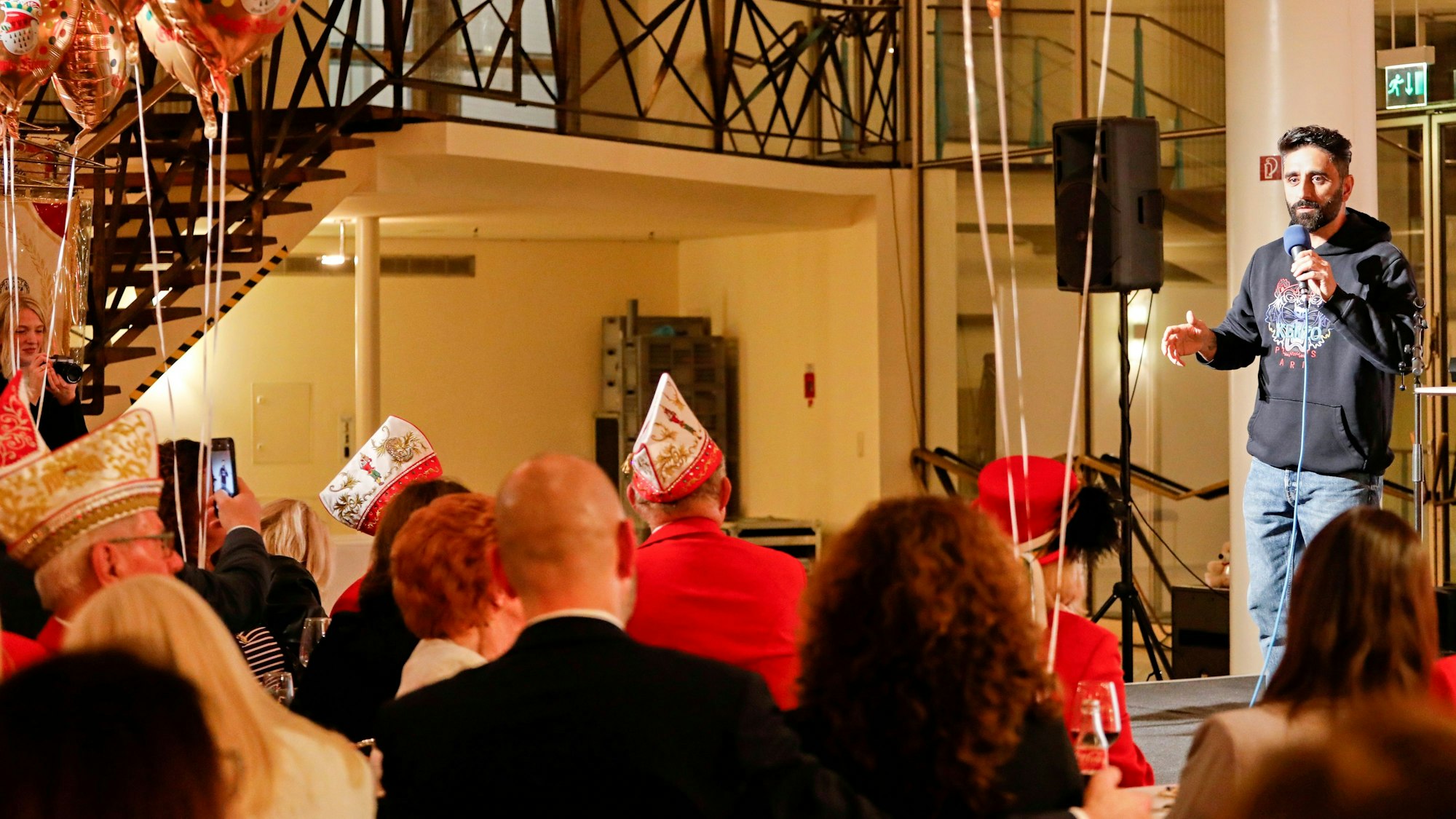 Djavid bei seinem Auftritt im Gürzenich.