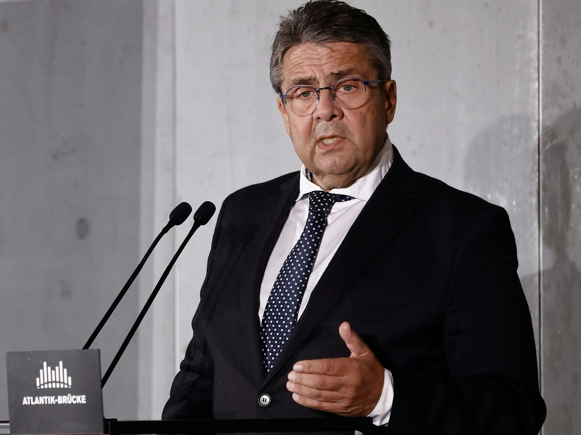 Sigmar Gabriel, hier bei einer Rede als Vorsitzender des Vereins Atlantik-Brücke im Oktober 2022