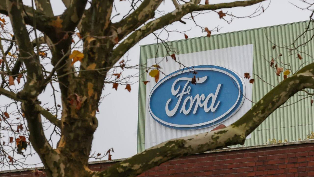 Blick auf das Ford-Werk in Köln am 13. November 2024