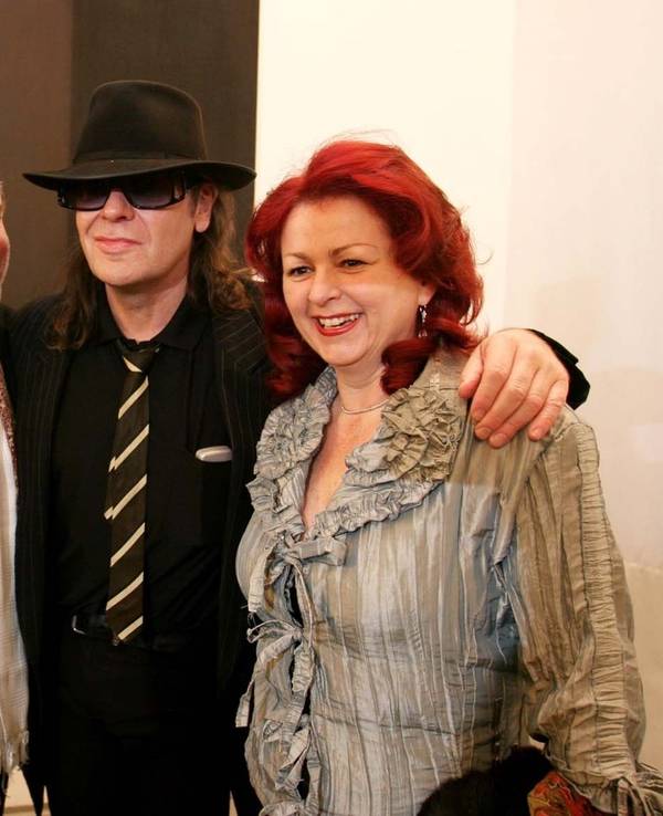 Hermjo Klein (l) mit Udo Lindenberg (m) und seiner Frau.