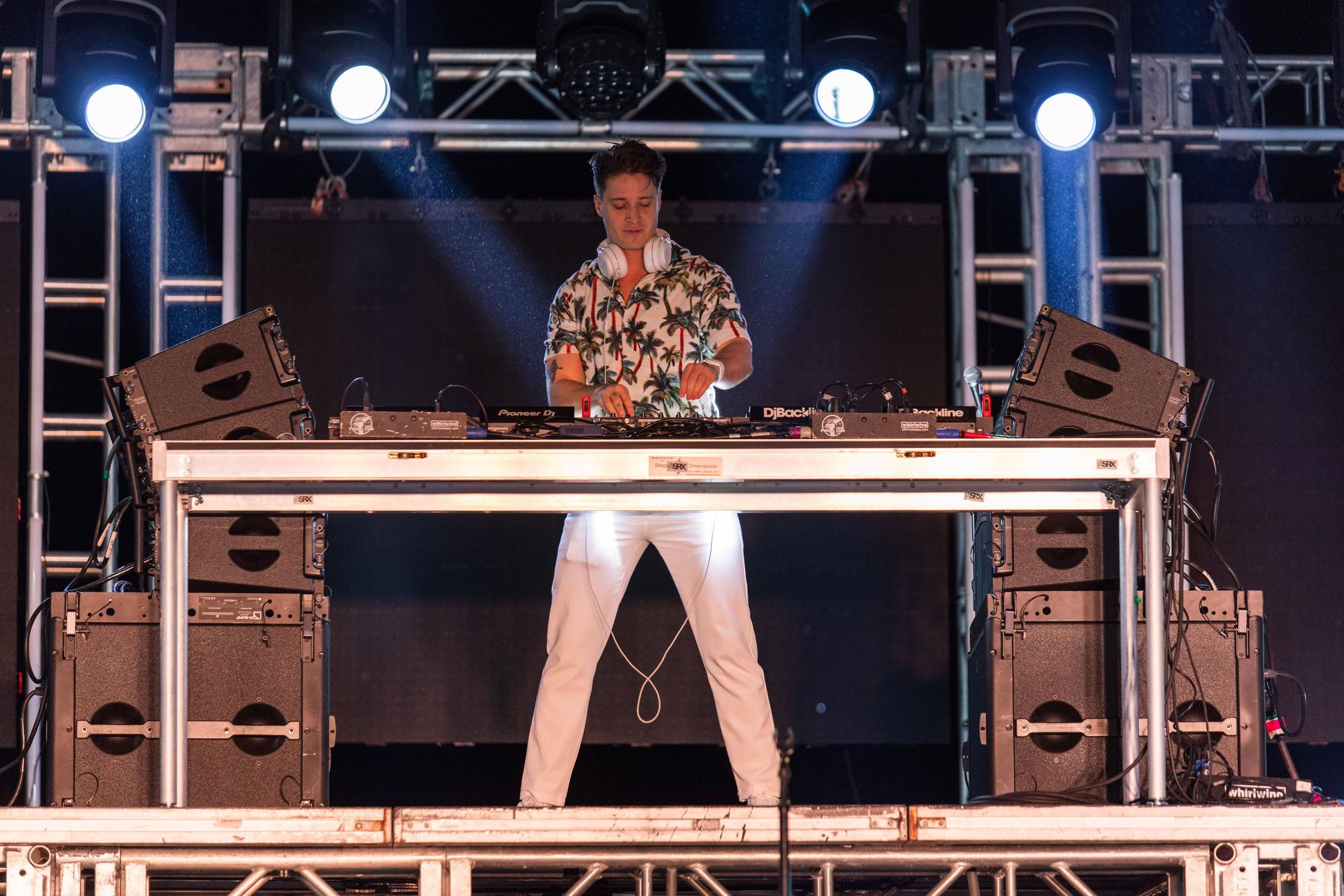 Kygo, hier im Januar 2023 in Florida, steht auf der Bühne.