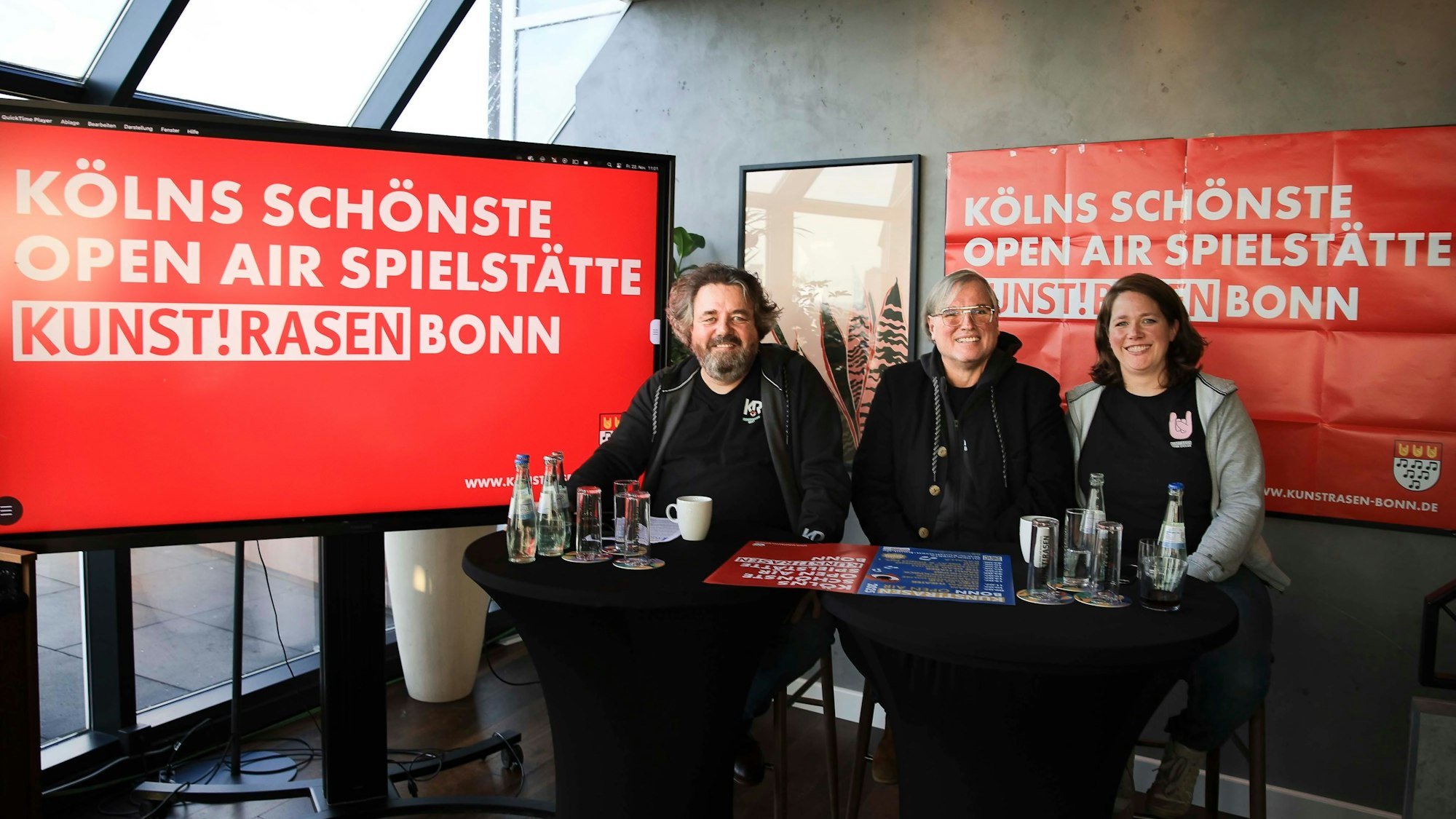 Martin Nötzel, Ernst-Ludwig Hartz und Katrin Wurm bei der Pressekonferenz.