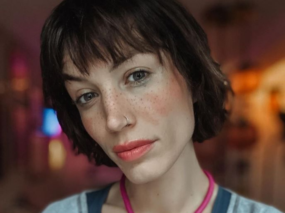 Tessa Bergmeier macht ein Selfie.