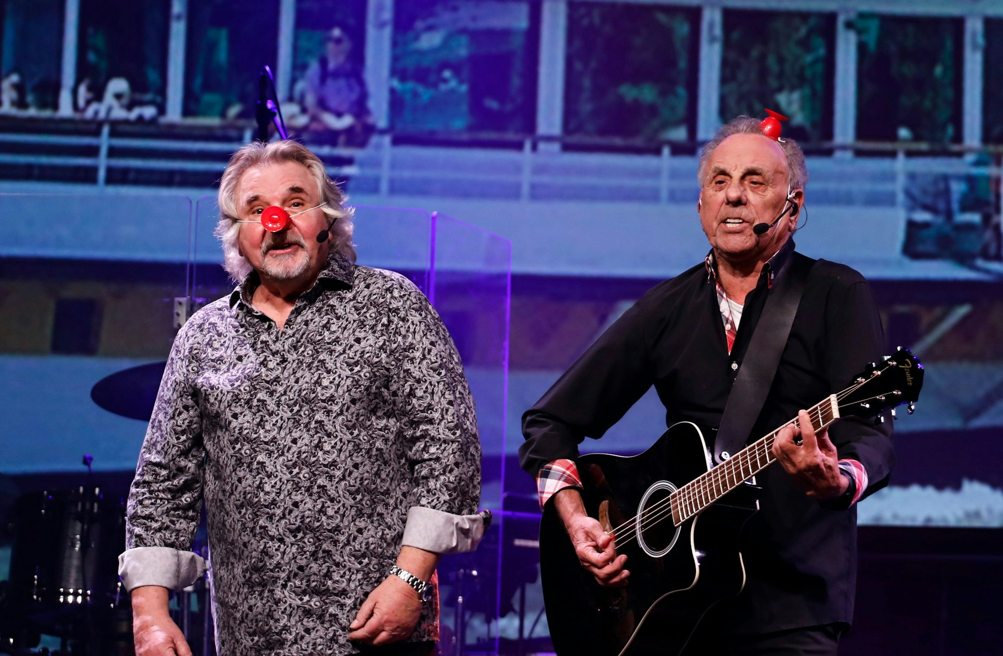 Tommy Engel und Erry Stoklosa auf der Bühne.