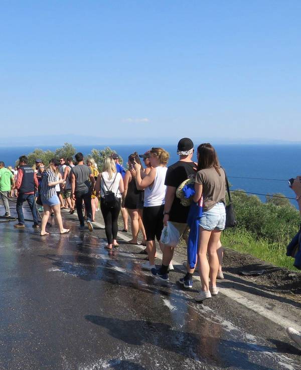 We-Flytour GmbH meldet Insolvenz an: Das Unternehmen bot größtenteils Reisen nach Ägypten und die Türkei an. Unser Symbolbild zeigt Reisende in der Türkei im Jahr 2018.