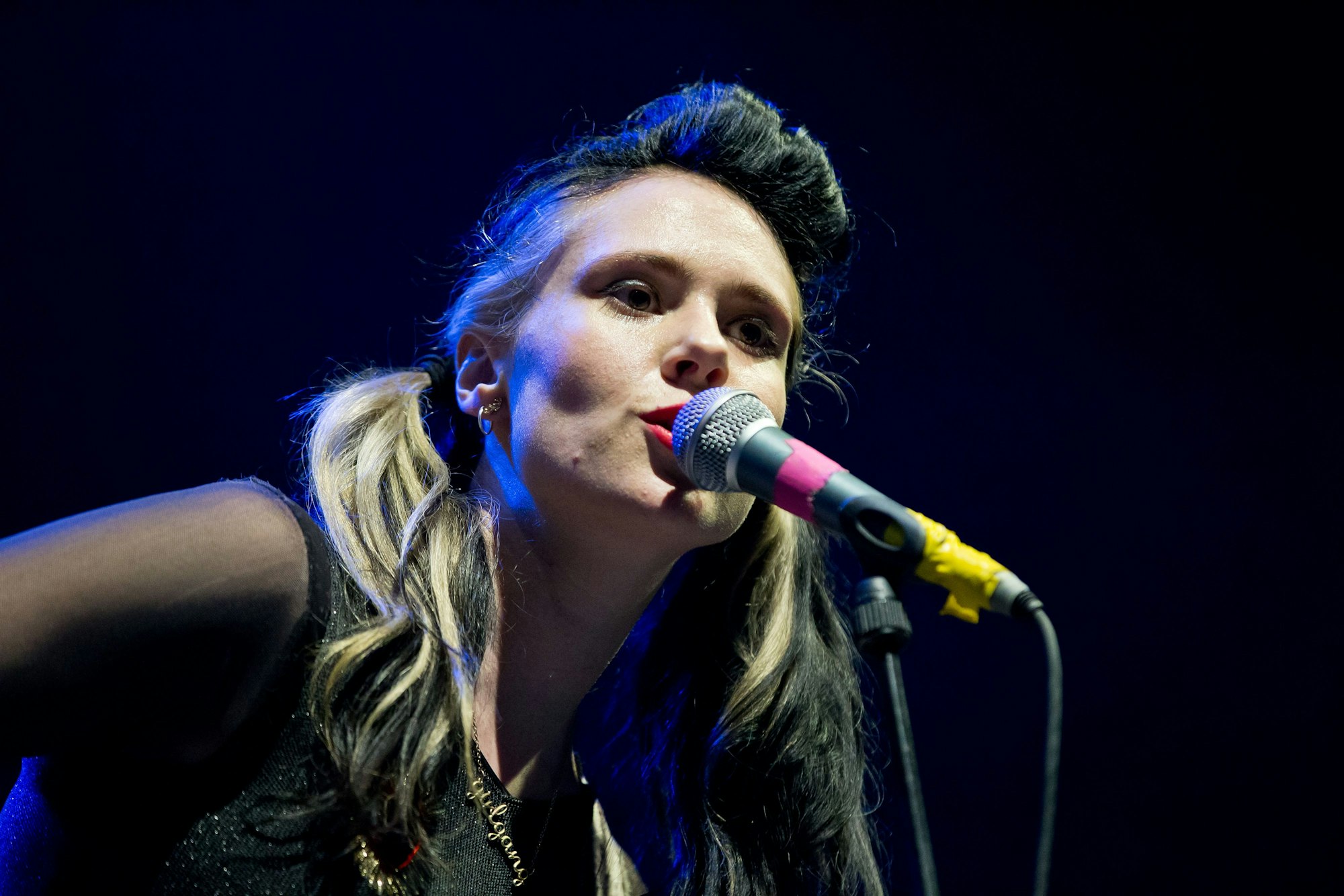 Die britische Sängerin Kate Nash steht am 07. Juni 2013 in Nürnberg (Bayern) beim Musikfestival „Rock im Park“ auf der Bühne.