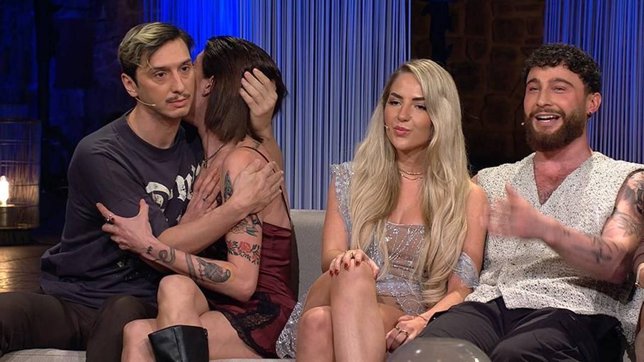 V.l.: Jakob, Tessa, Emma und UmutV.l.: Jakob, Tessa, Emma und Umut beim Wiedersehen von „Das Sommerhaus der Stars“.