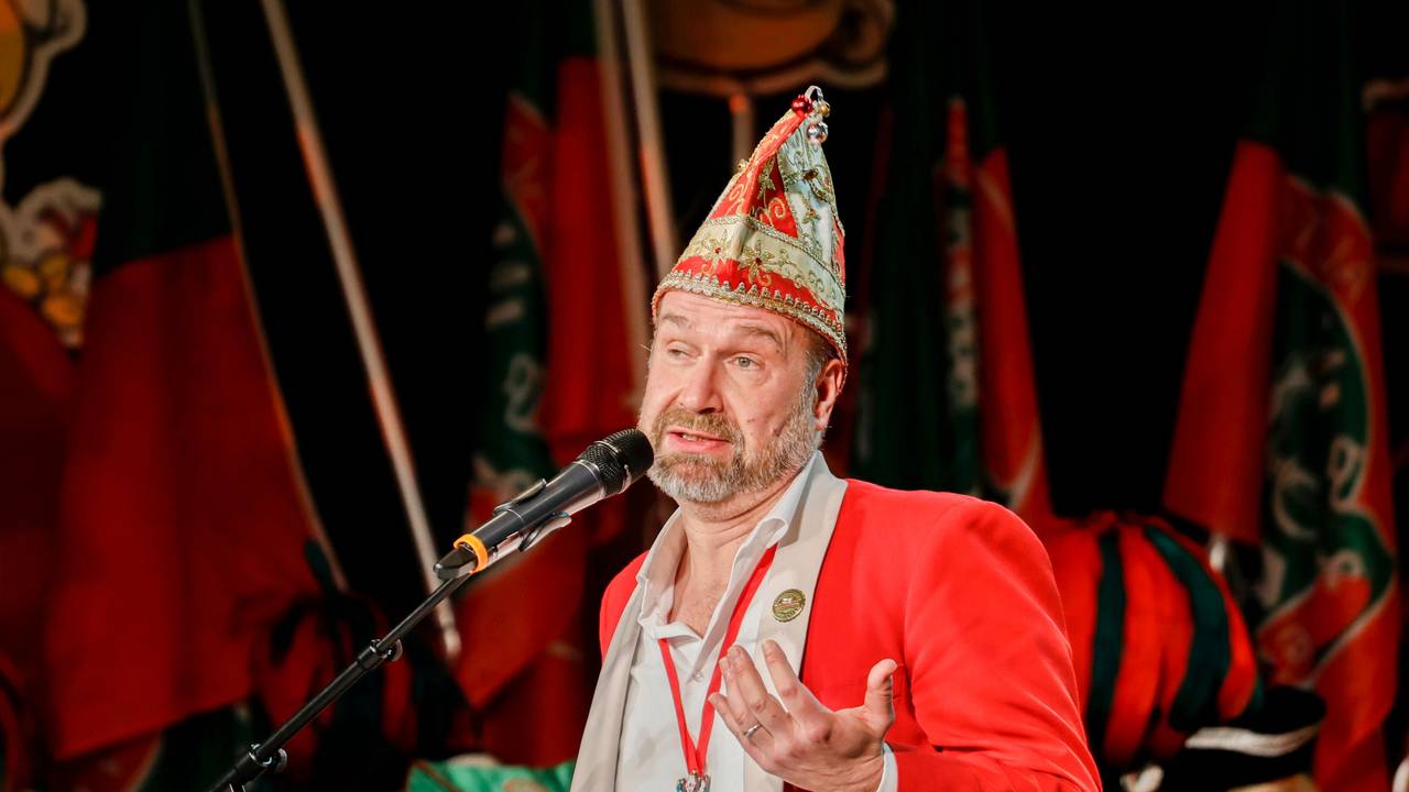 Volker Weininger als Sitzungspräsident.