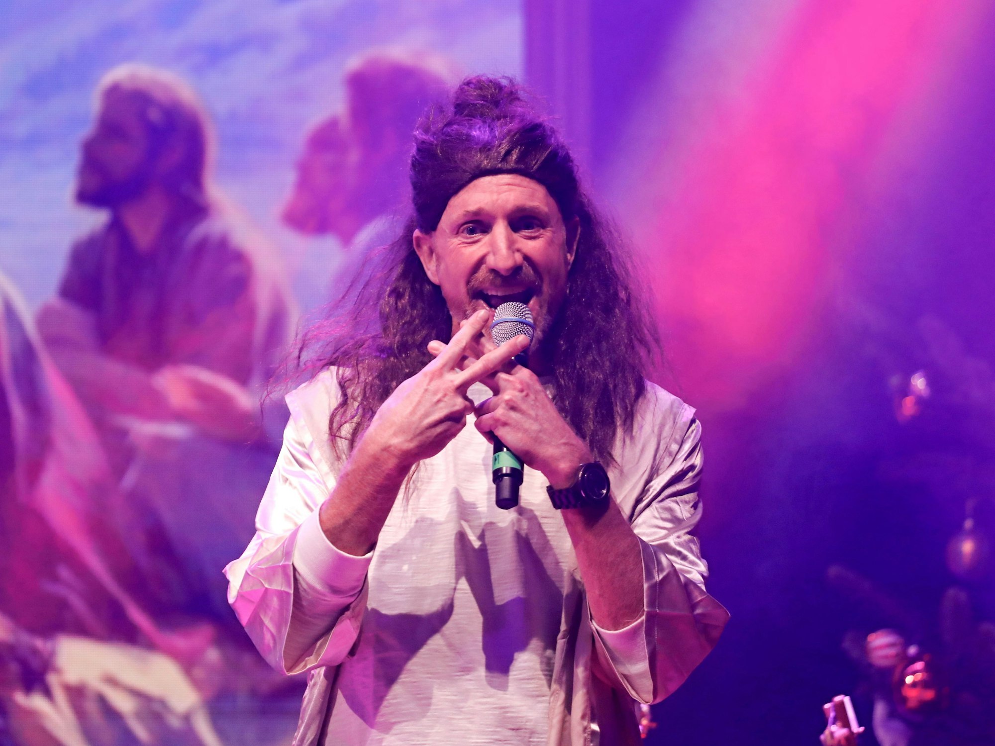 Martin Schopps auf der Bühne.