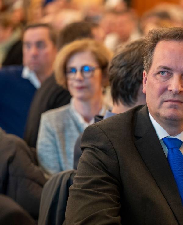 CDU-Parteichef Karl Alexander Mandl bei der Mitgliederversammlung.
