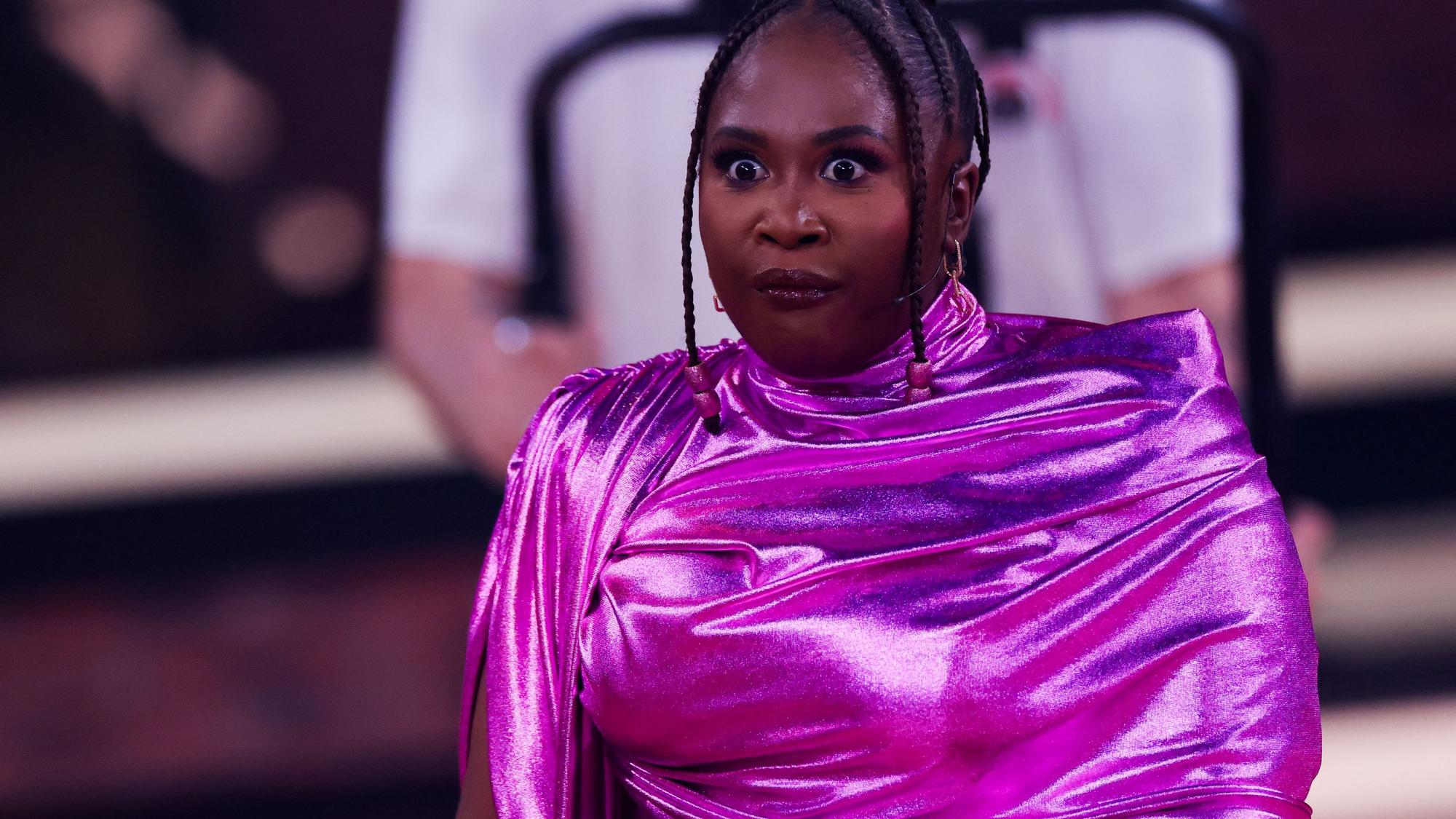 Motsi Mabuse, Jurymitglied, steht in der RTL-Tanzshow „Let's Dance“ im Coloneum.