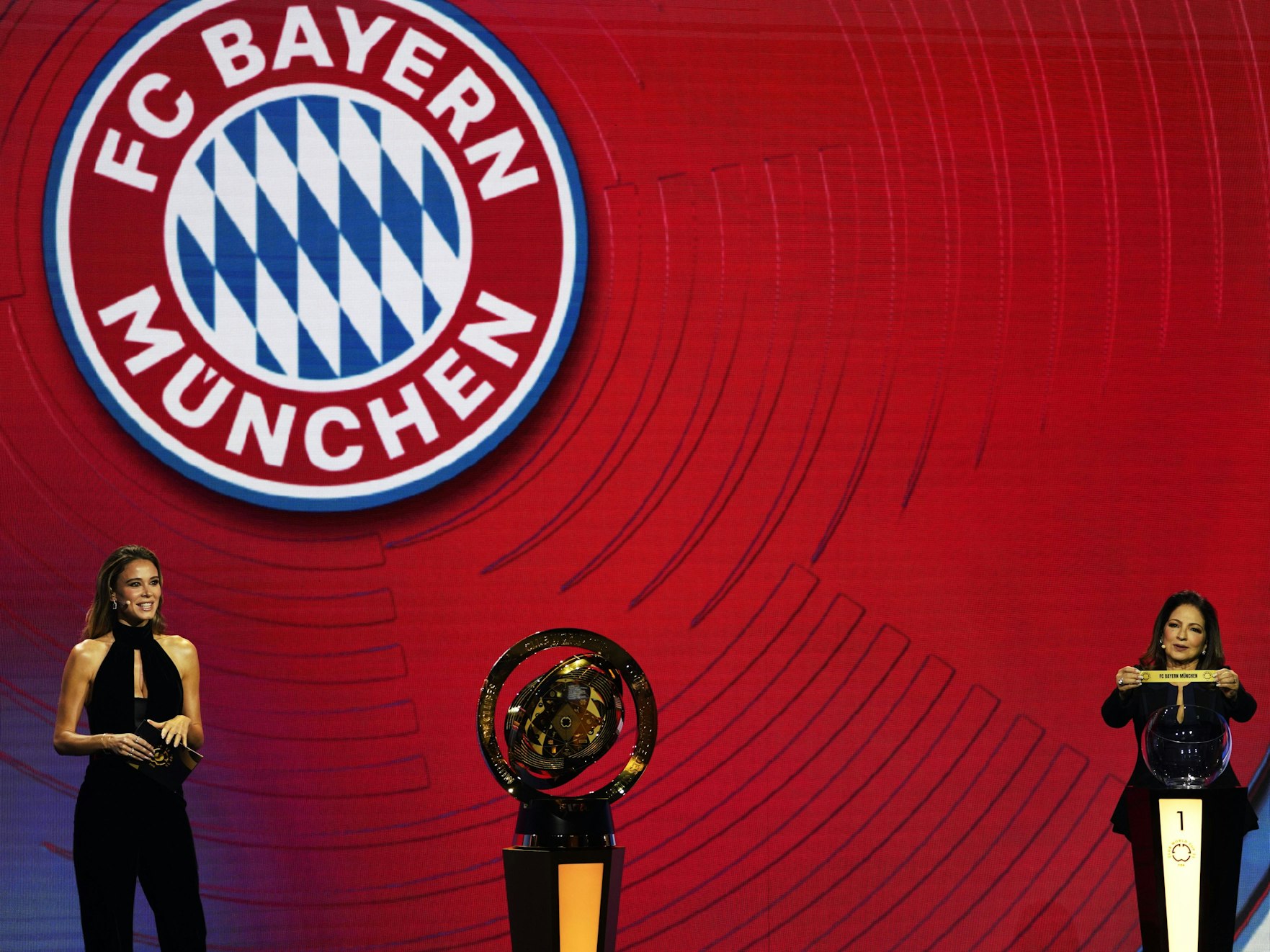 Die Auslosung der Gruppen der Klub-WM in Miami.