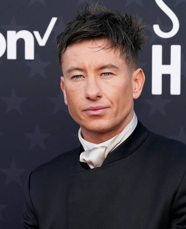 Barry Keoghan kommt zu den 29. Critics Choice Awards im Barker Hangar.