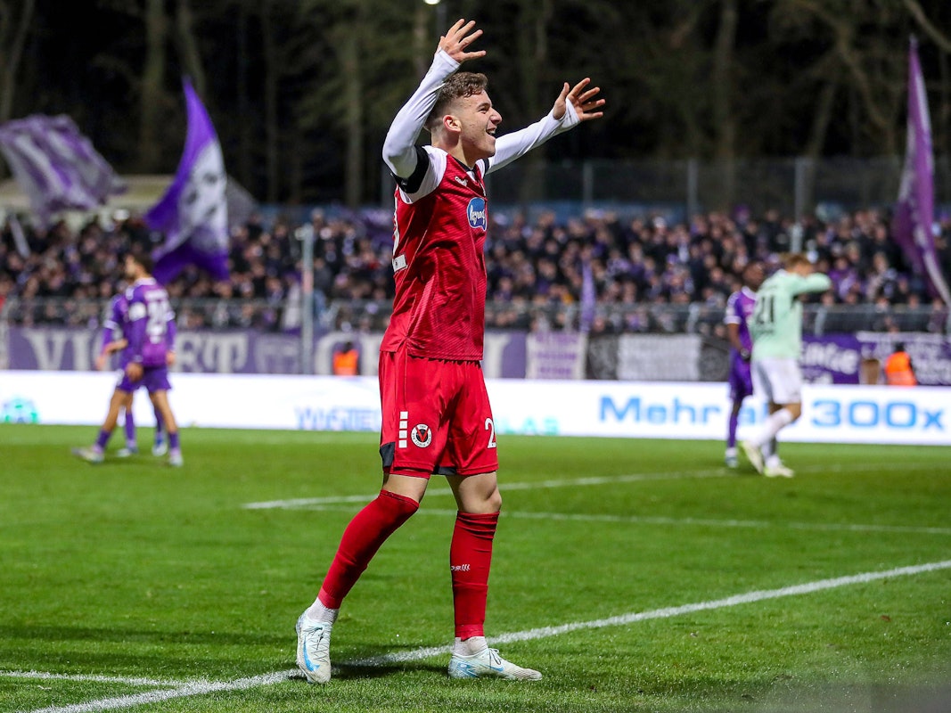 Said El Mala von Viktoria Köln jubelt gegen Osnabrück.