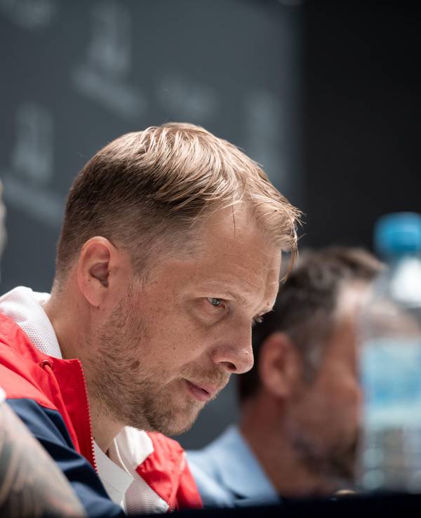 Oliver Pocher (hier 2022 bei einer Pressekonferenz im Westfield Centro in Oberhausen) trauert um ein Familienmitglied.