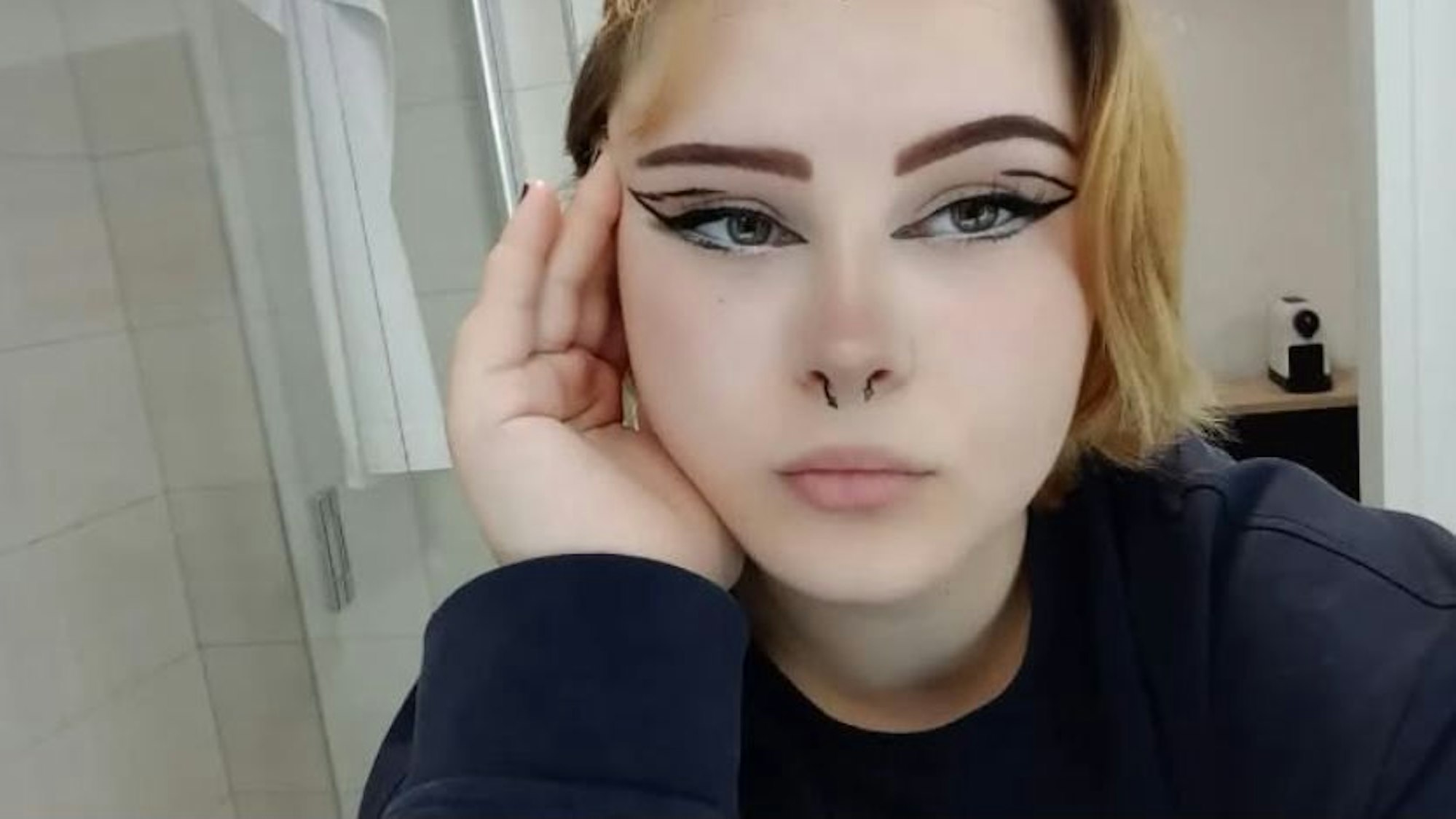 Calantha Wollny - hier auf einem Selfie, das sie am 31. Mai 2024 auf Instagram in ihrem Feed veröffentlicht hat.