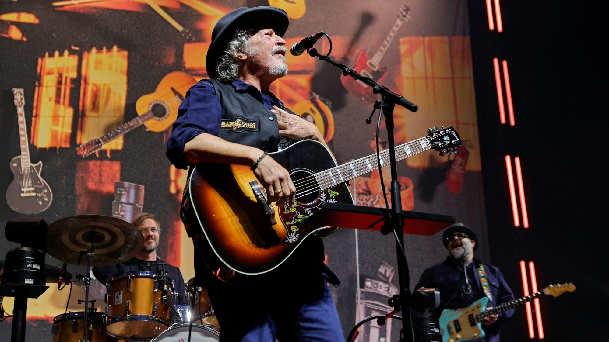 Wolfgang Niedecken beim Konzert in der Lanxess-Arena.