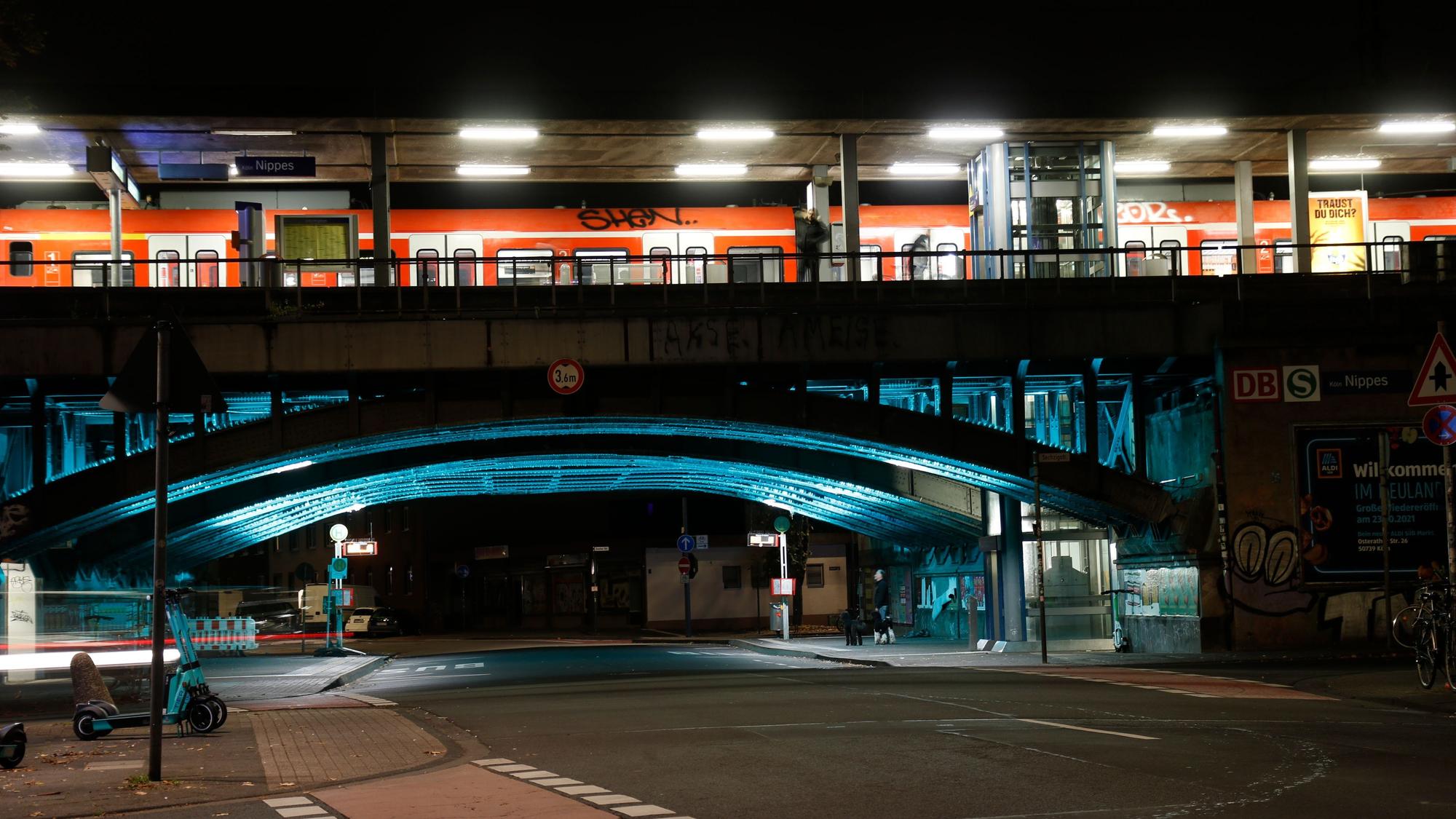 Die Unterführung am S-Bahnhof Nippes an der Hartwickstraße am 27. Oktober 2024