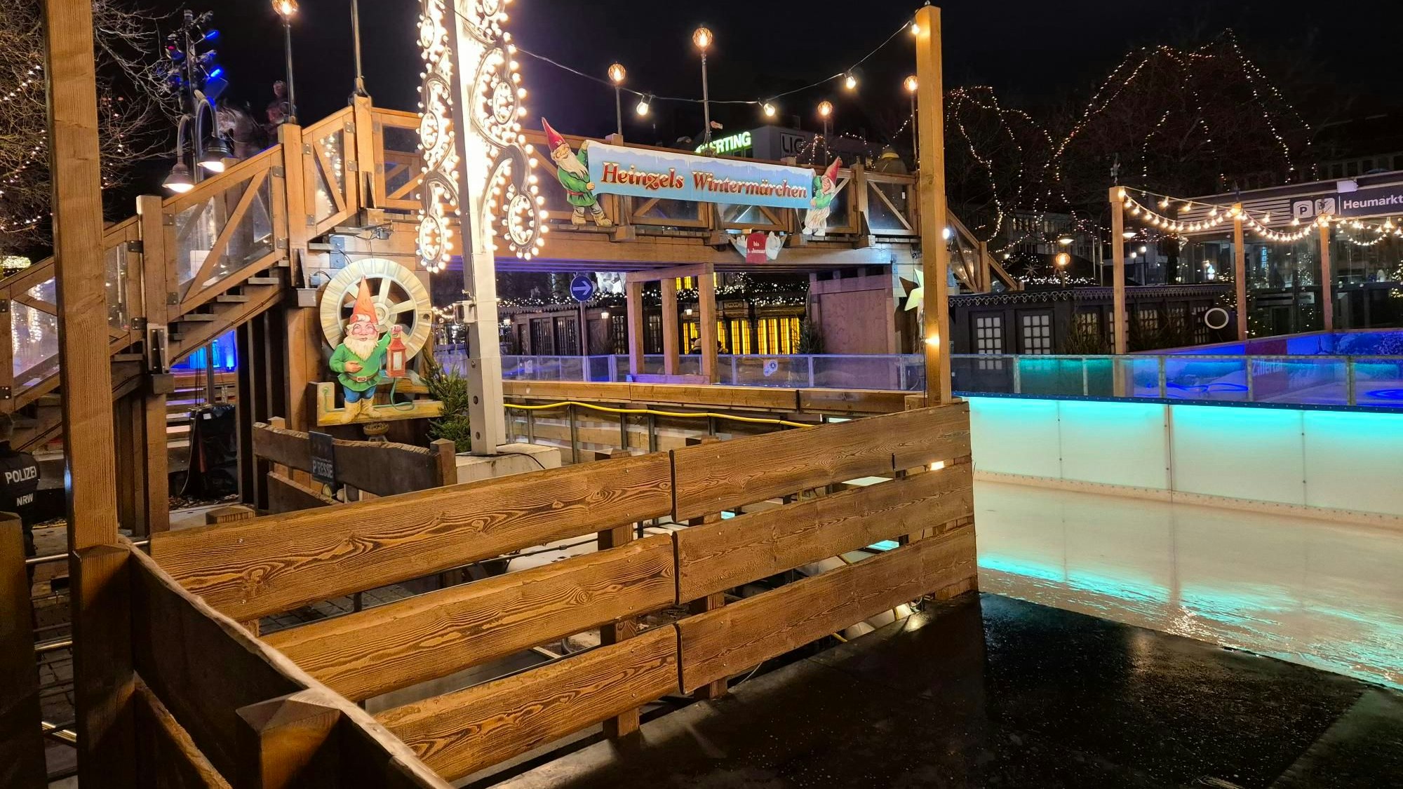 Der Weihnachtsmarkt am Heumarkt