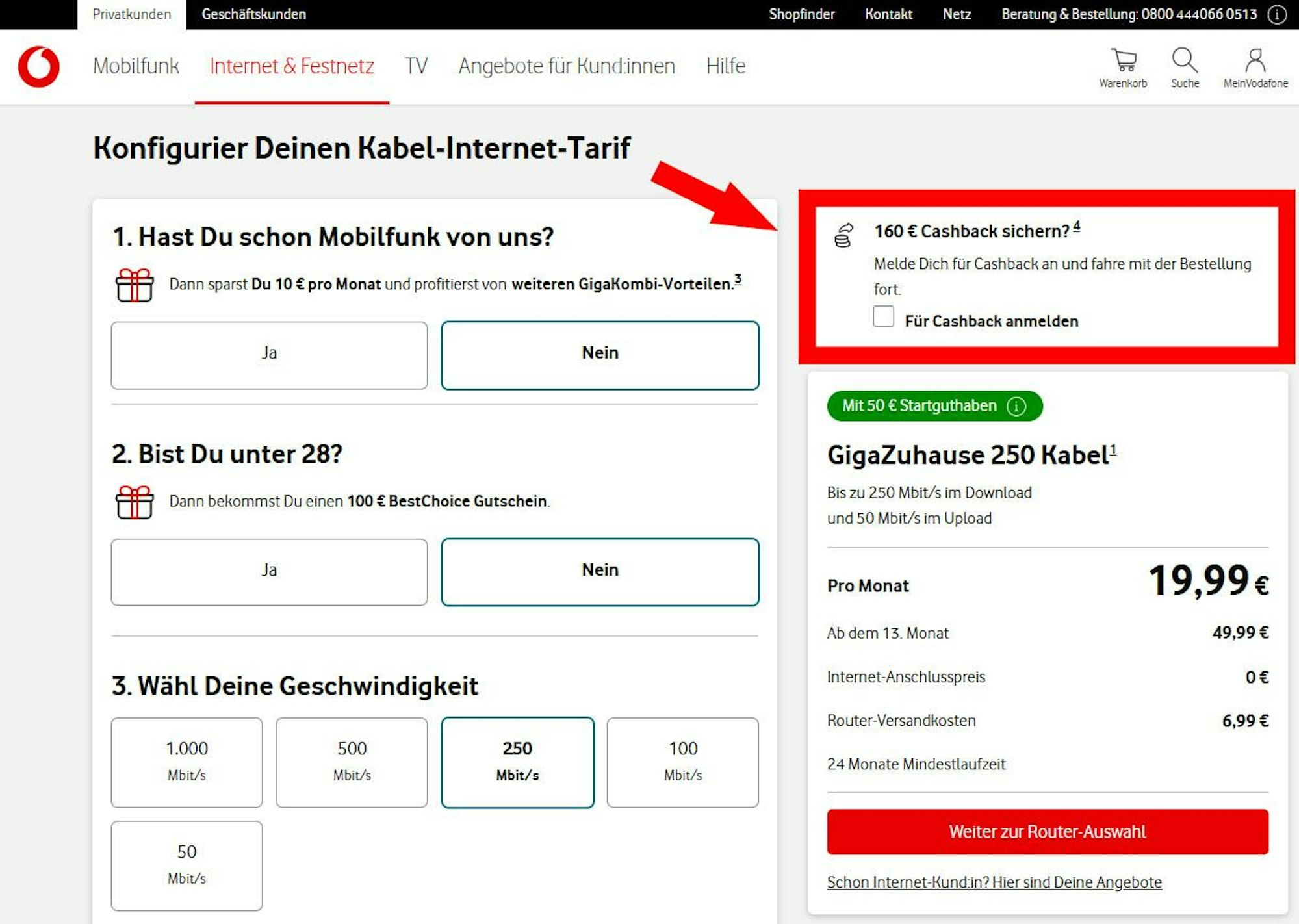 Screenshot der Vodafone Onlineshop Website für Internet-Tarif-Auswahl mit Markierungspfeil auf der Cashback-Option.