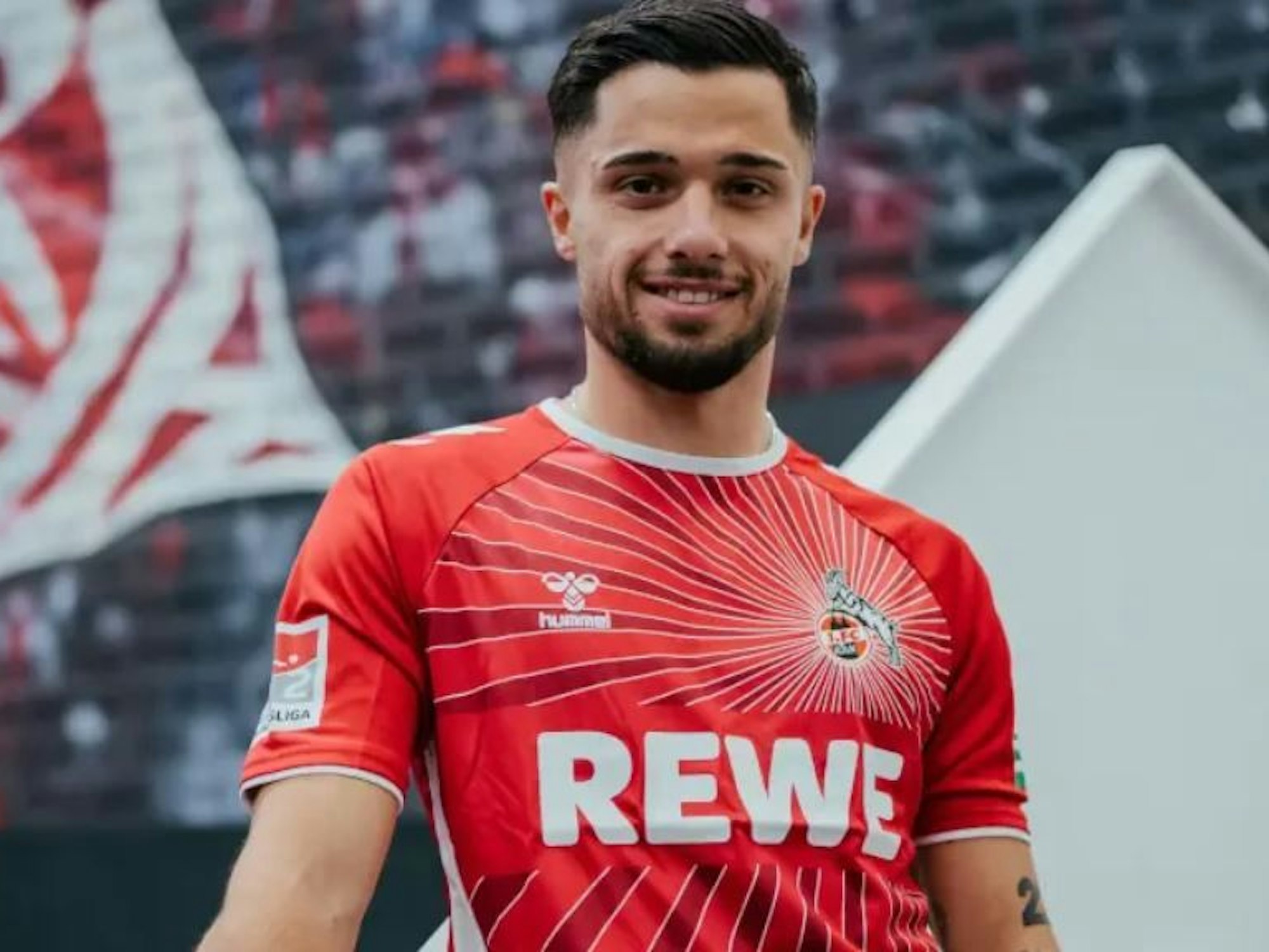 Jusuf Gazibegovic im Trikot des 1. FC Köln.