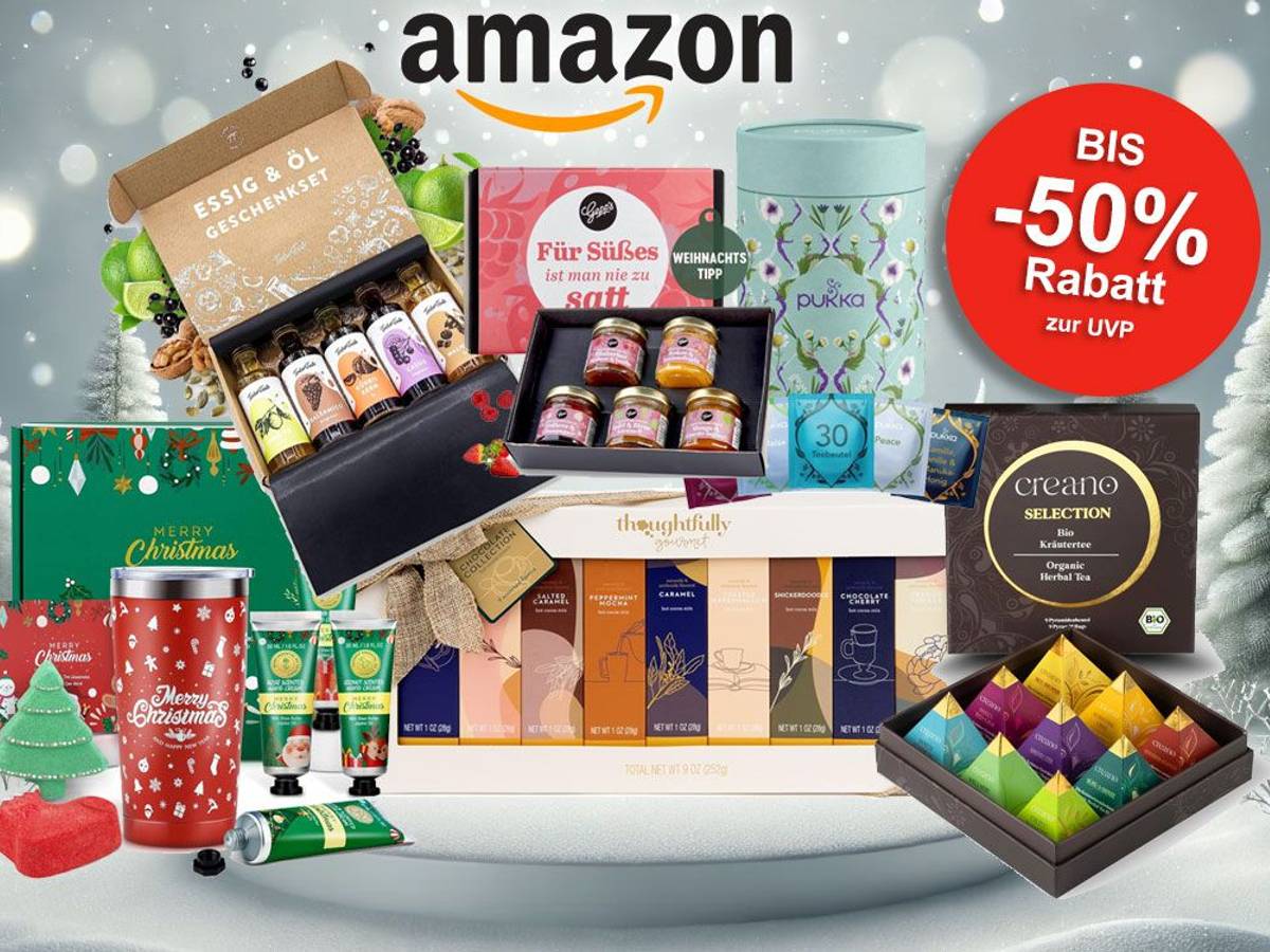 Auf dem Bild sind diverse Geschenksets auf einer Weihnachtskulisse zu sehen.