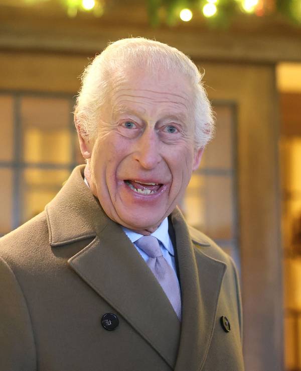 König Charles III. nimmt an der jährlichen Weihnachtsveranstaltung der The King's Foundation in den Highgrove Gardens in Doughton, Tetbury teil.