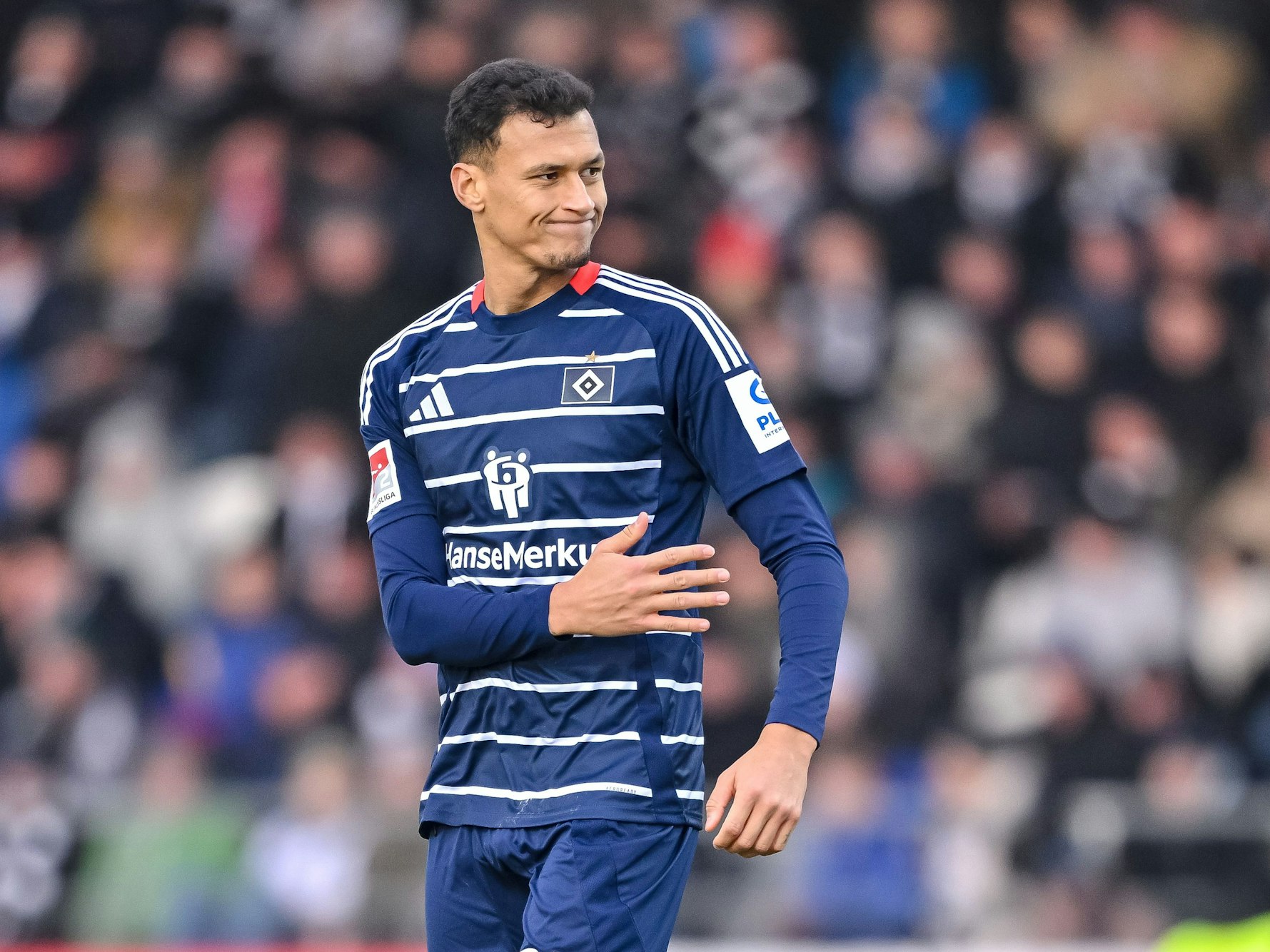 HSV-Stürmer Davie Selke auf dem Platz.