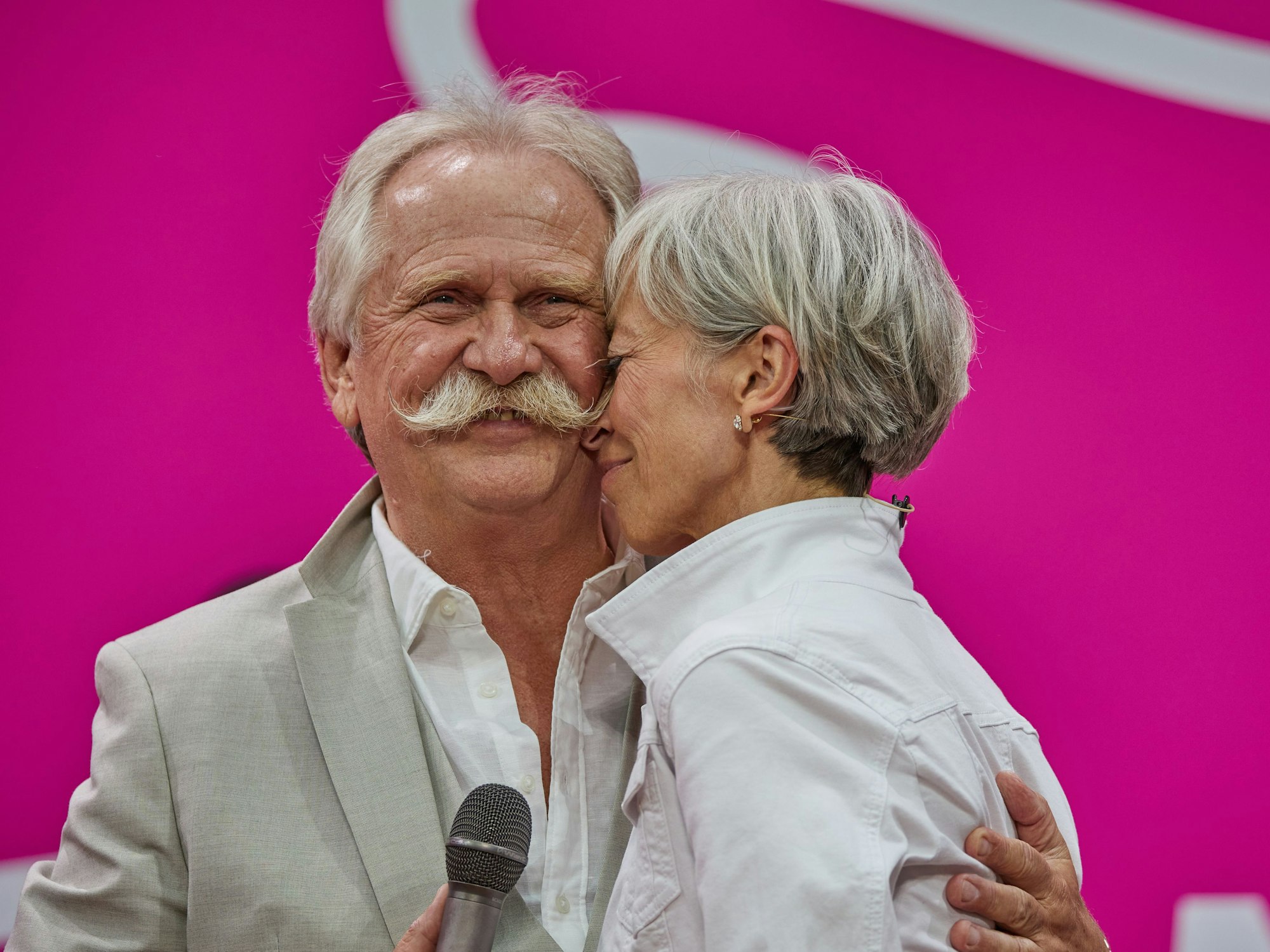 Musiker Henning Krautmacher zusammen mit seiner Ehefrau Anke.