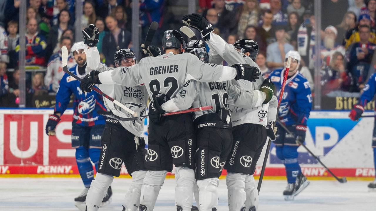 Alexandre Grenier bringt die Kölner Haie zum zweiten Mal in Führung.