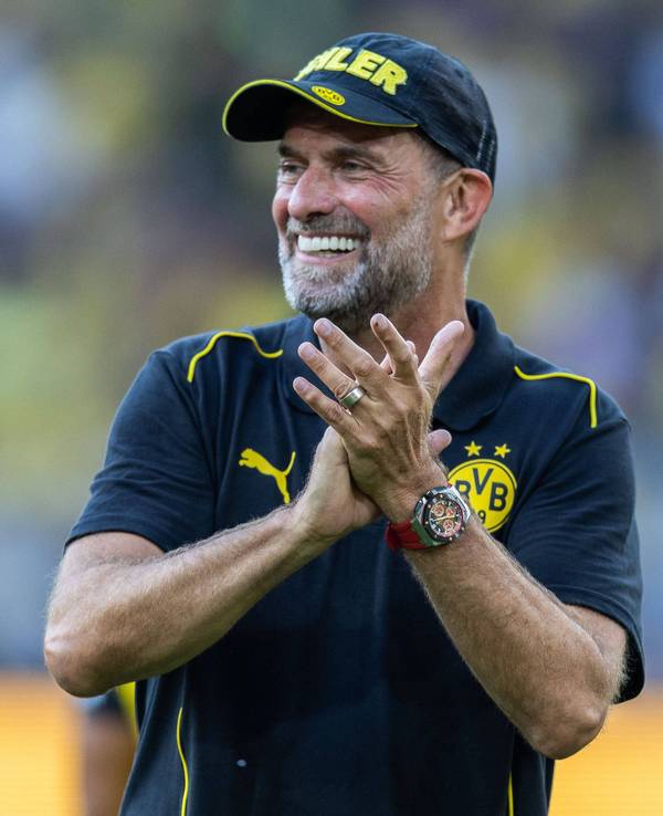 Jürgen Klopp an der Seitenlinie beim Abschiedsspiel von Jakub Blaszczykowski und Lukas Piszczek.