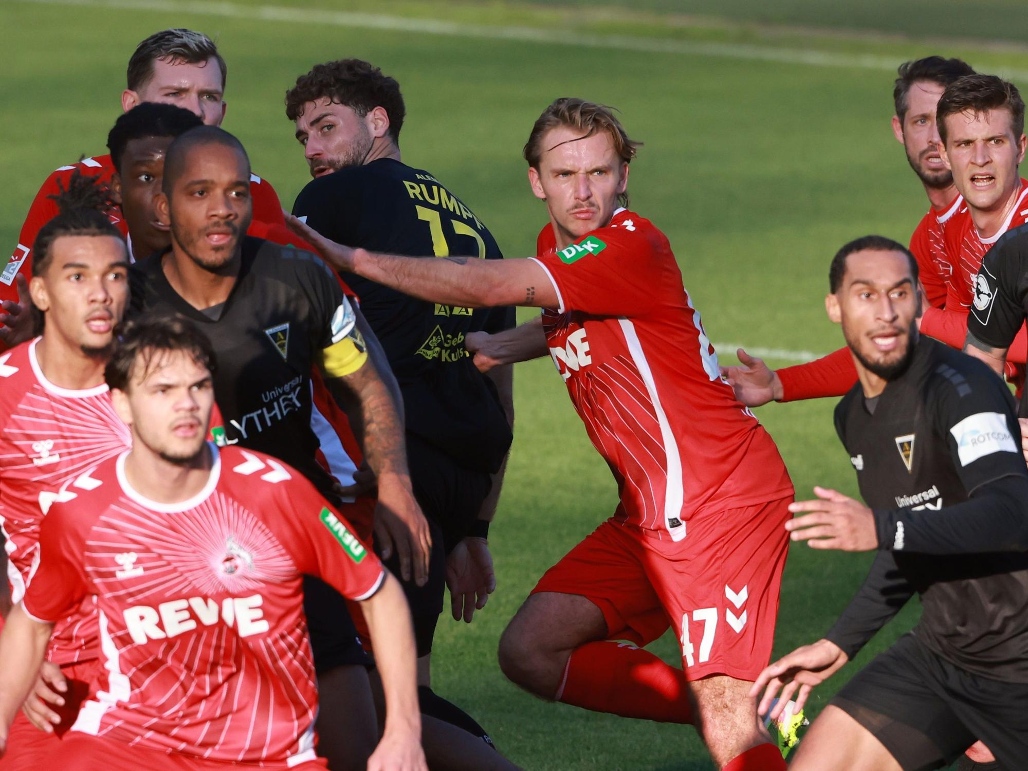 Der 1. FC Köln im Test gegen Alemannia Aachen.