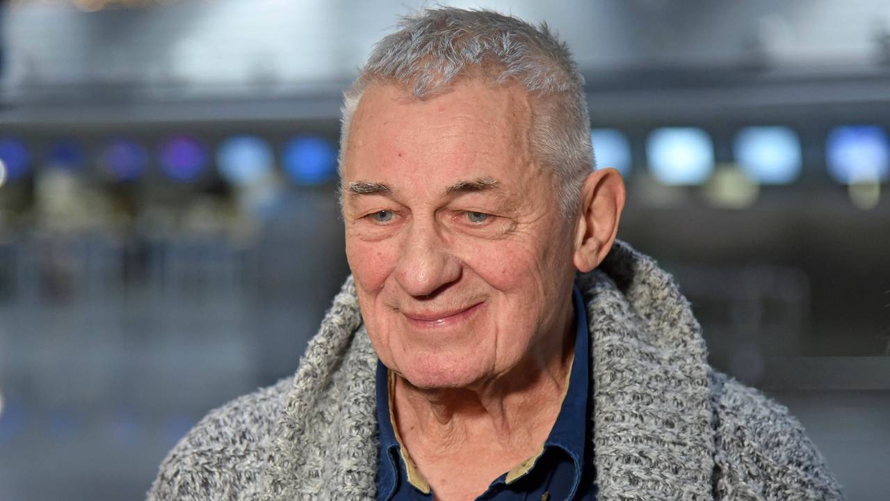 Heinz Hönig - Abflug der Kandidaten nach Australien zur RTL TV-Show ICH BIN EIN STAR - HOLT MICH HIER RAUS am Frankfurt am Main International Airport am 08.01.2024