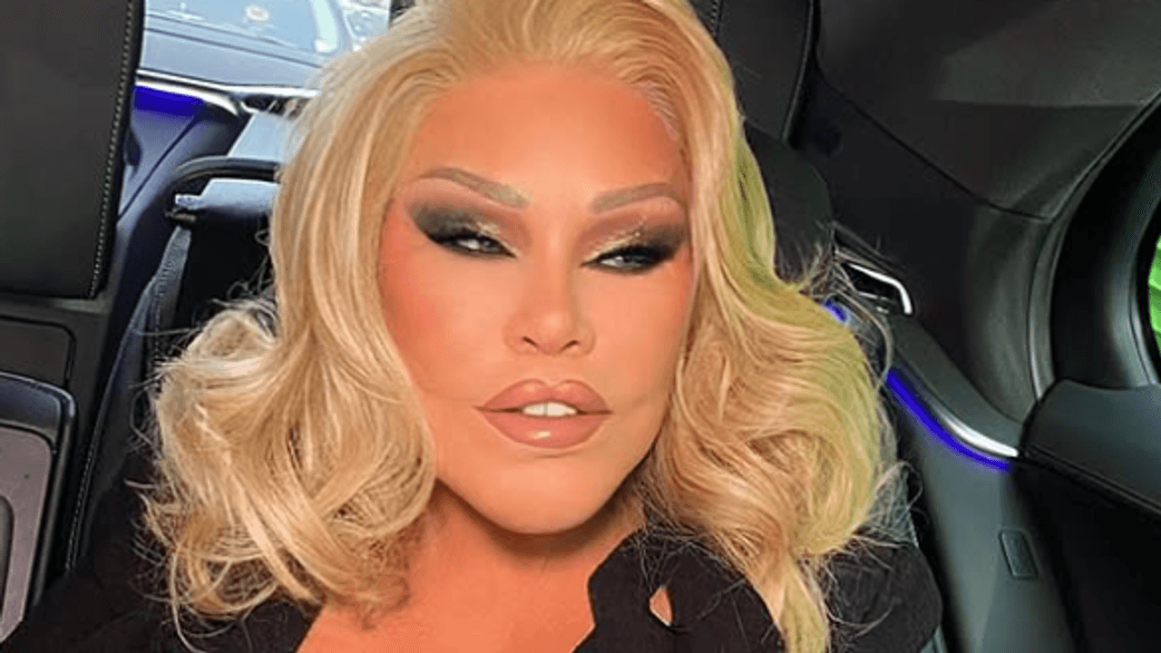 Jocelyne Wildenstein, besser bekannt als die „Katzenlady“, ist im Alter von 84 Jahren vermutlich an einem Schlaganfall gestorben. Bis zuletzt war sie mit dem Modedesigner Lloyd Klein zusammen.