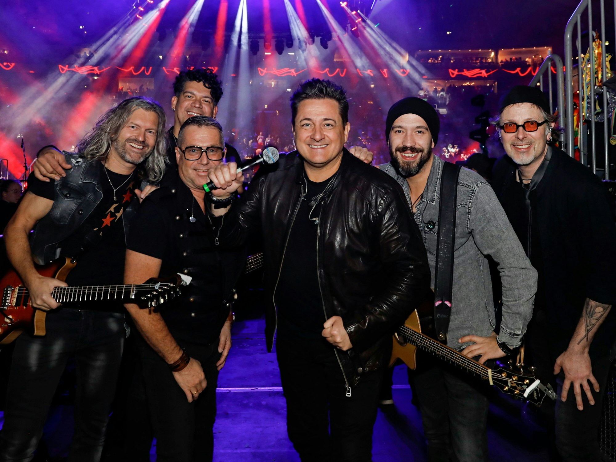 Gruppenfoto der Domstürmer in der Lanxess-Arena.