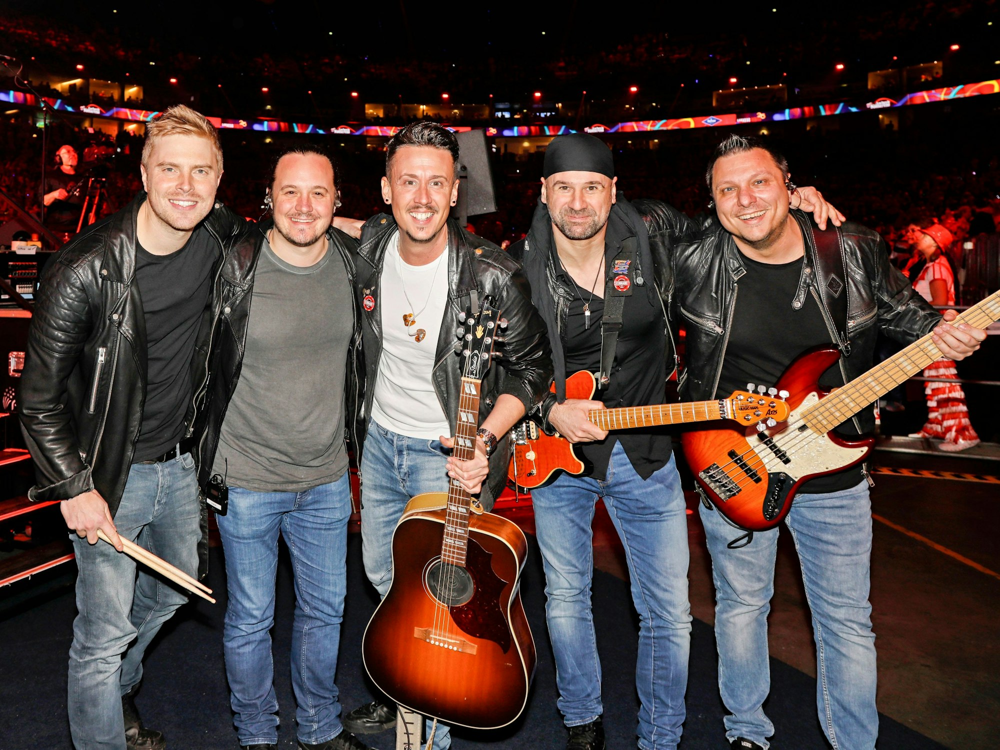 Die Gruppe Eldorado posiert zum Bandfoto.