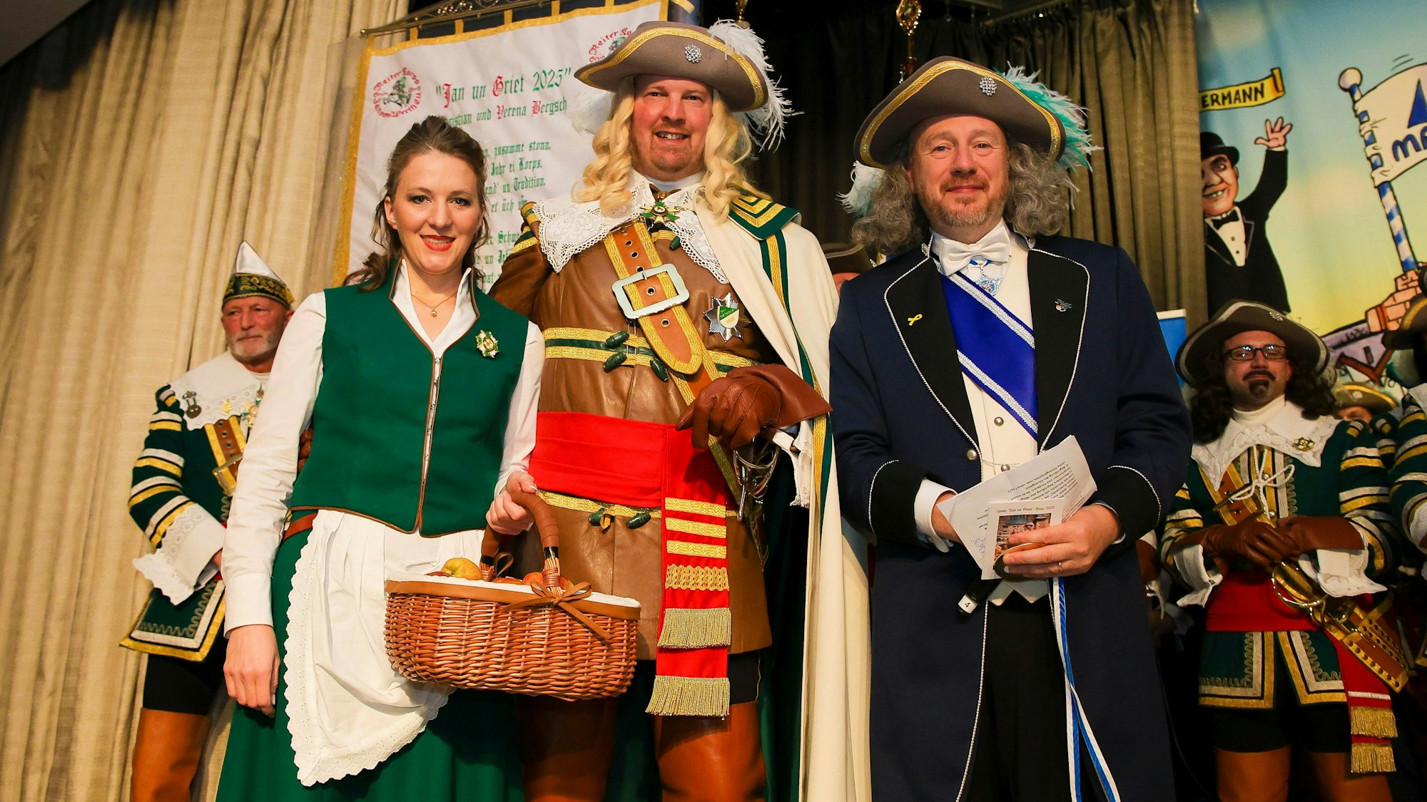 Christian Bergsch und Verena Bergsch mit Aaron Knappstein.