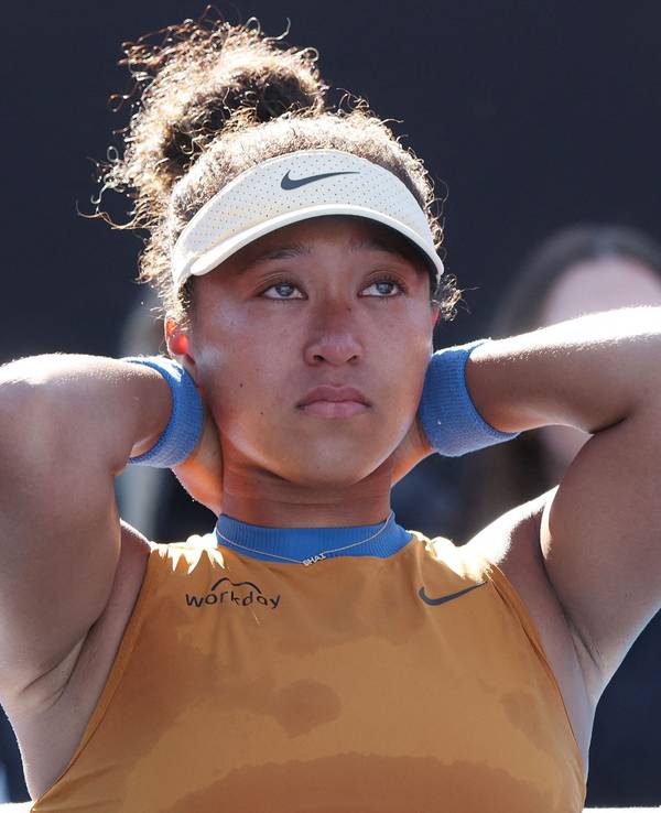 Naomi Osaka reagiert enttäuscht.