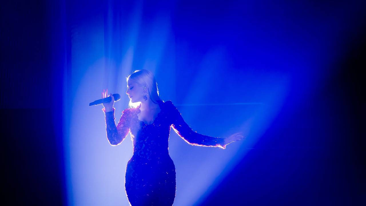 Marie Reim tritt mit „Naiv“ bei der Probe zum „Eurovision Song Contest - Das deutsche Finale 2024“ auf.