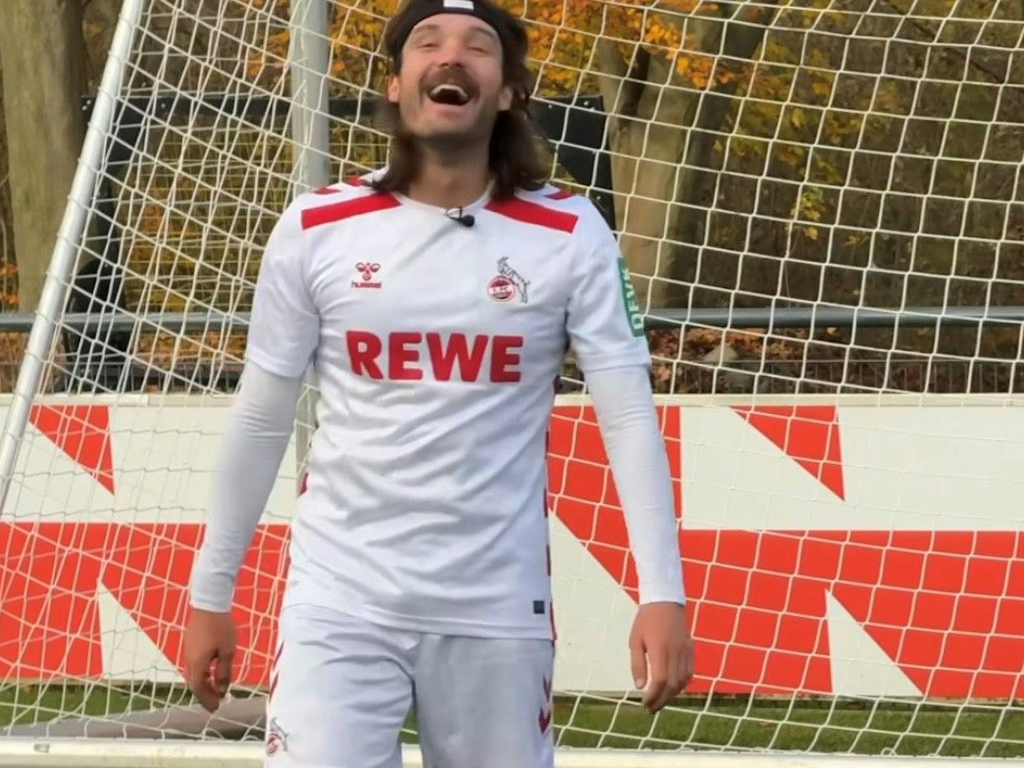 Ex-Radprofi Rick Zabel versucht sich als Fußballer beim 1. FC Köln.