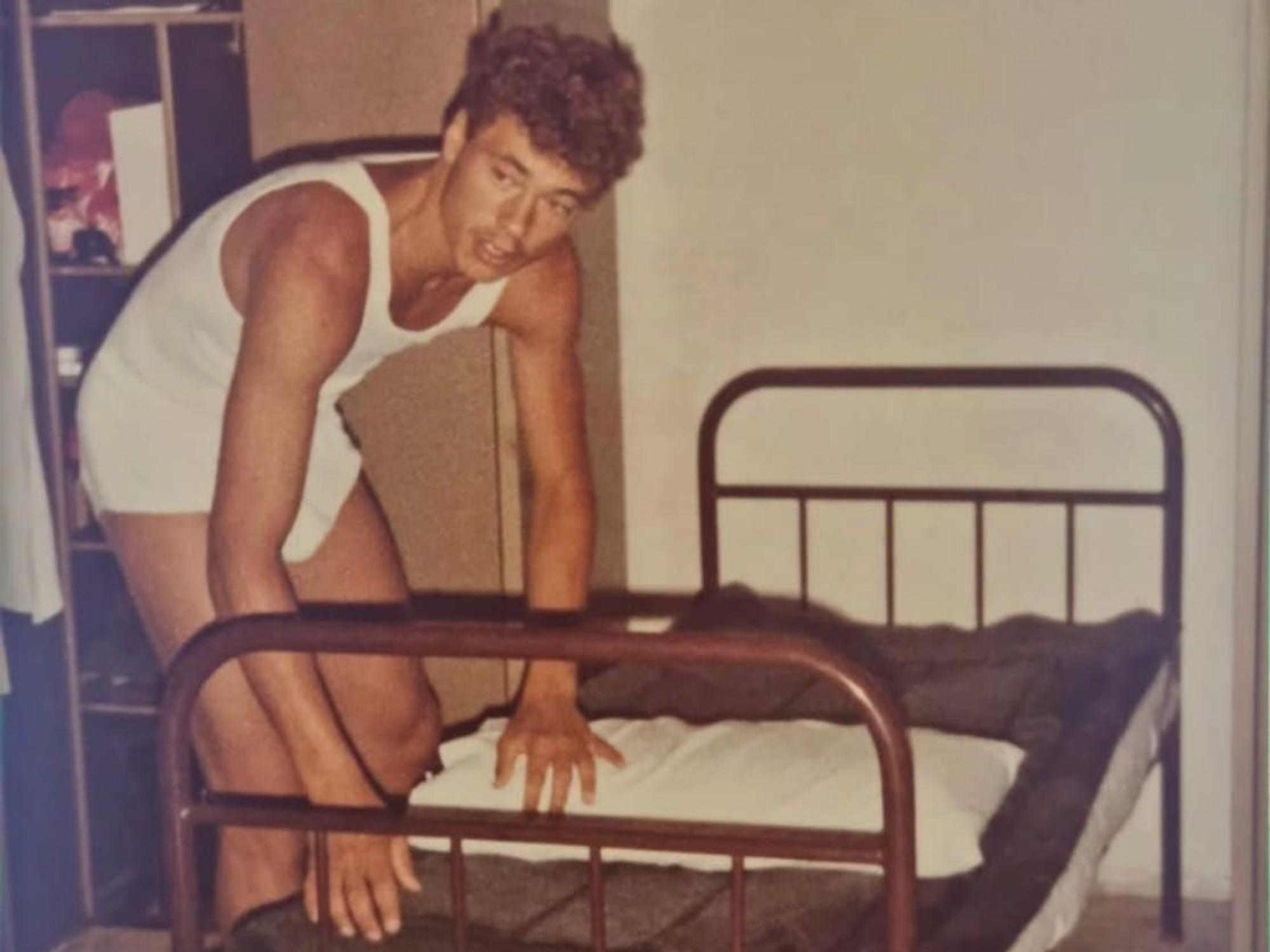 Der ehemalige FC-Stürmer Toni Polster1982 während seines Wehrdienstes in Österreich.