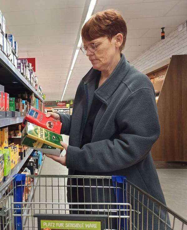 Aldi hat die Preise für seinen Eigenmarken-Kaffee angehoben (Archivbild 2023).