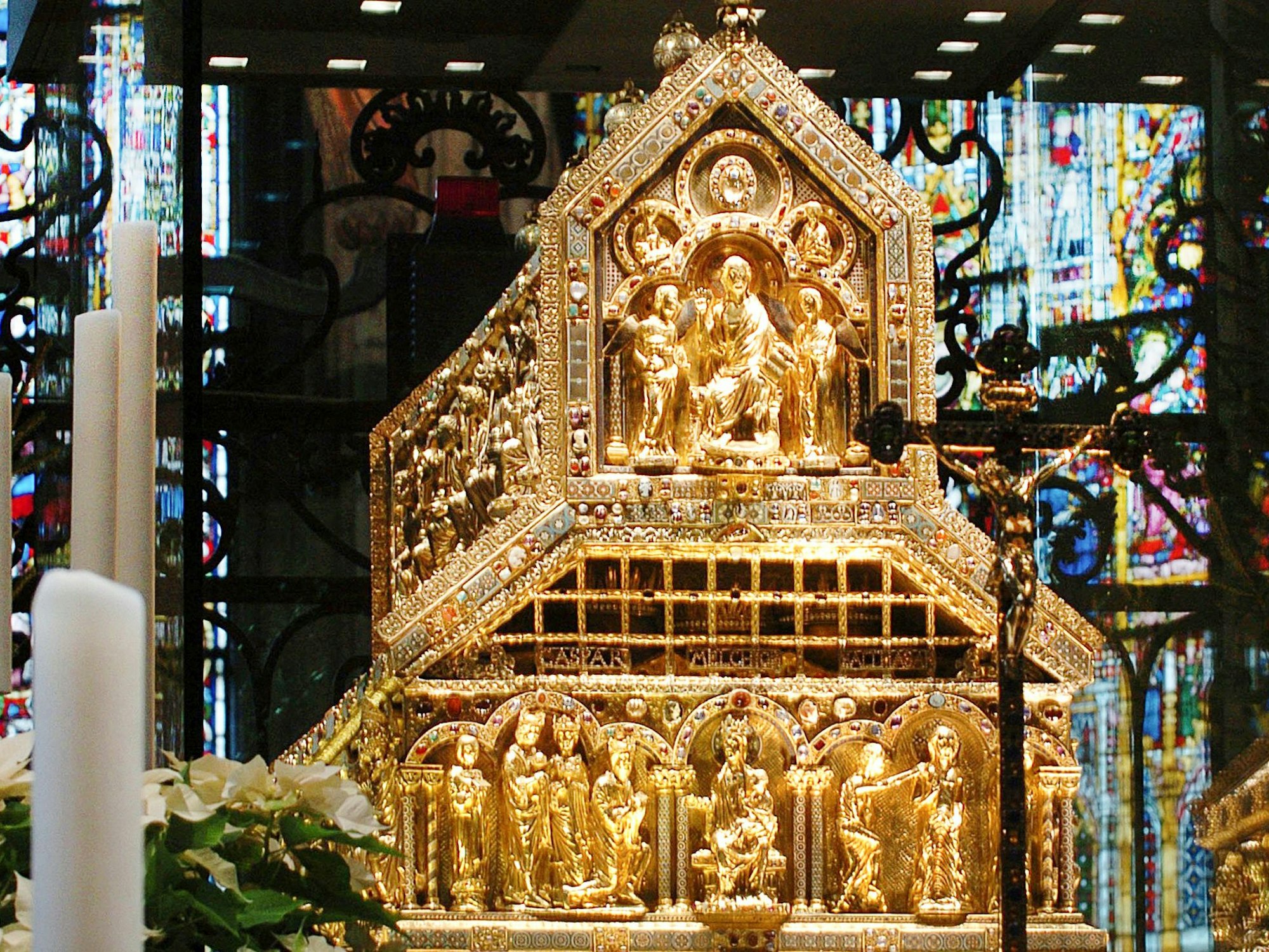 Der Schrein der Heiligen Drei Könige im Kölner Dom.