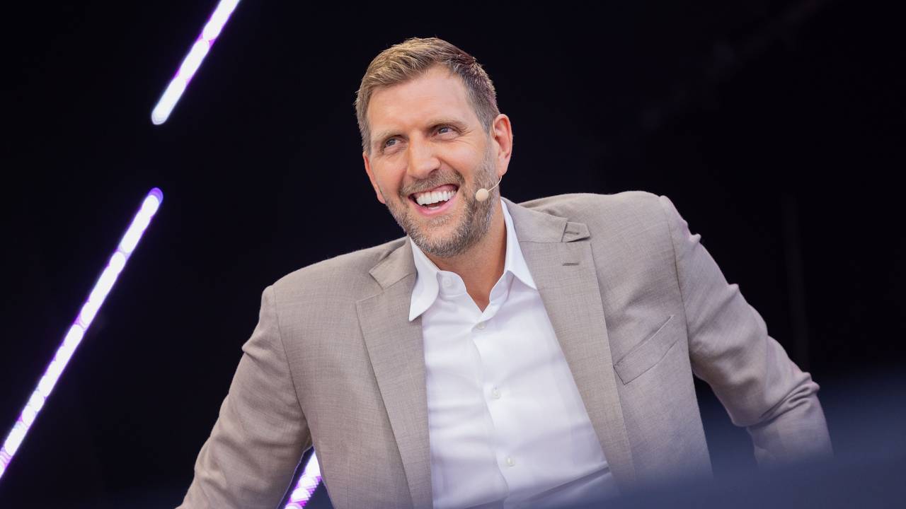 Dirk Nowitzki mit guter Laune.