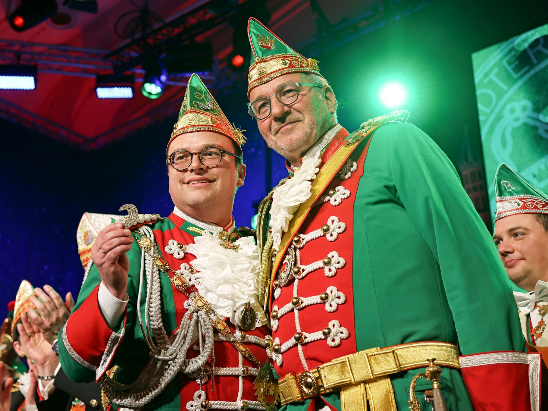 Björn Braun und Hans Kölschbach stehen nebeneinander.
