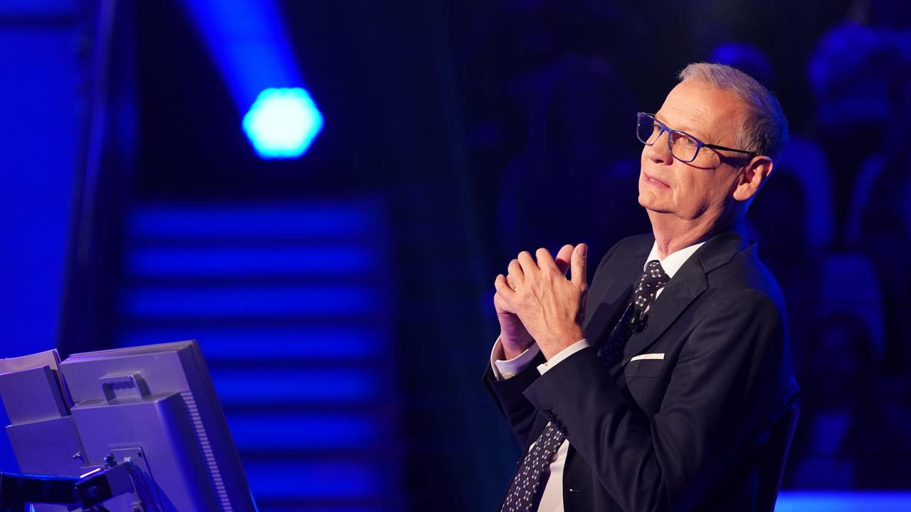Günther Jauch
auf seinem Stuhl bei „Wer wird Millionär?“
